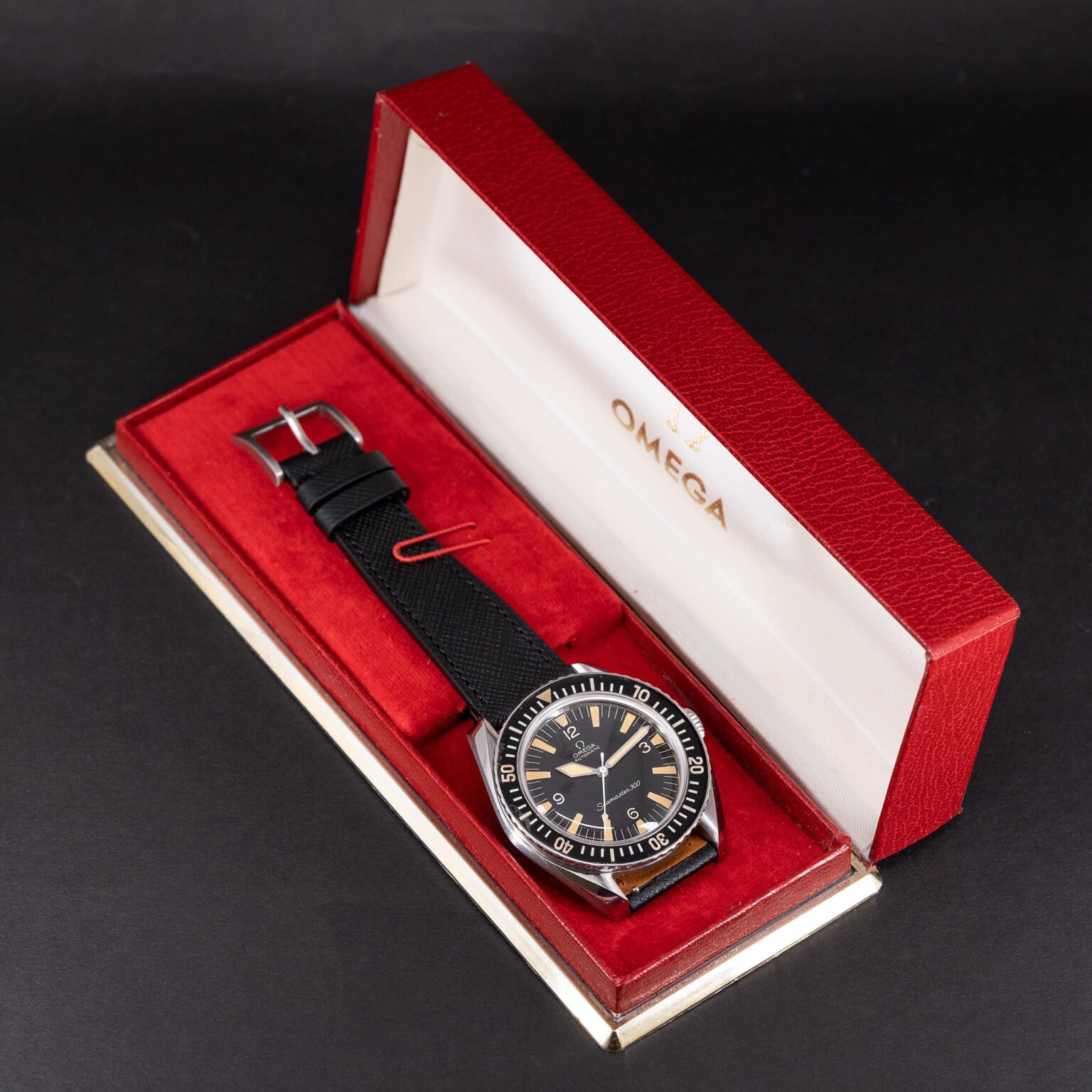 Omega-Seamaster-300_165.024_1966-6