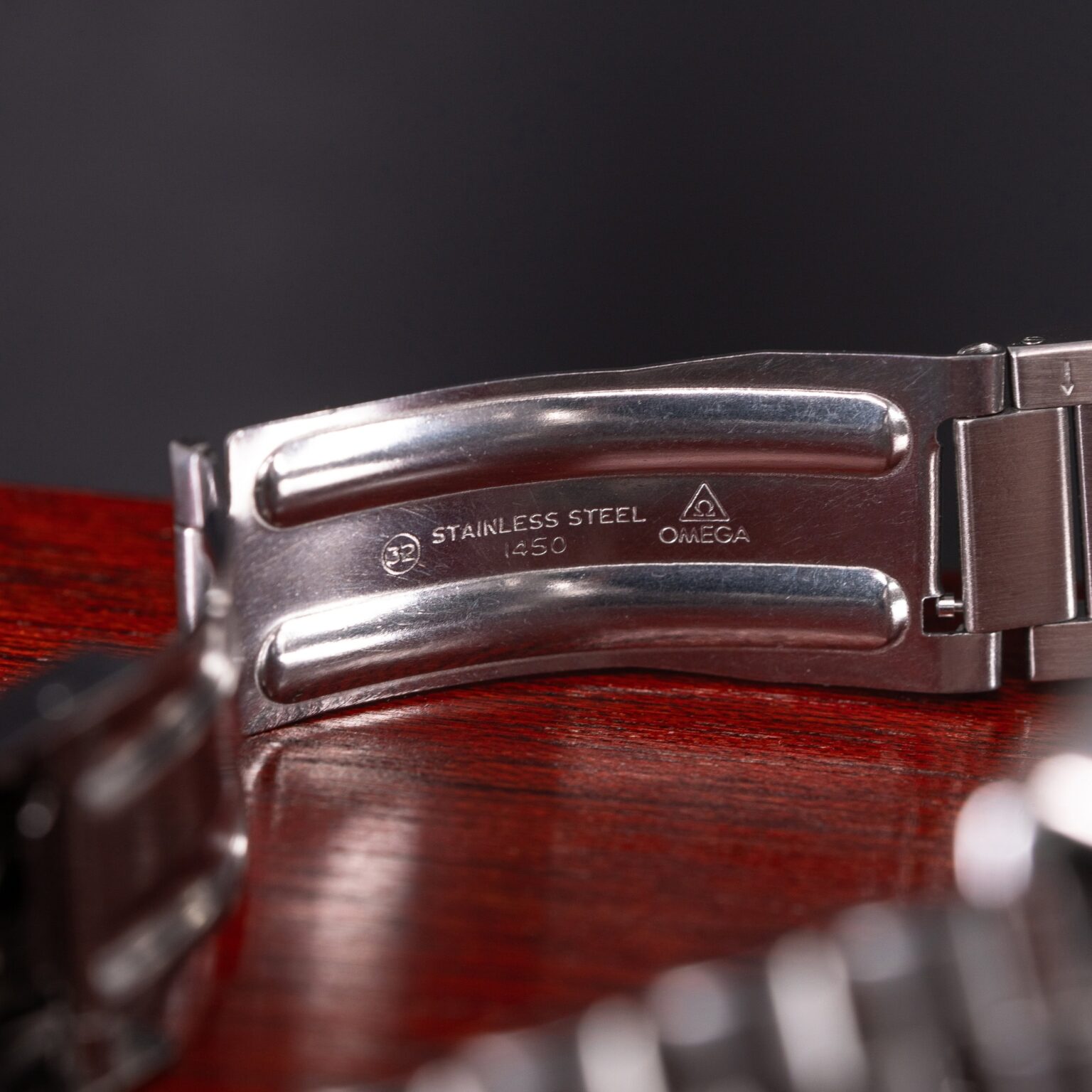Omega-Speedmaster-Apollo-20th-anniversary-1989-12