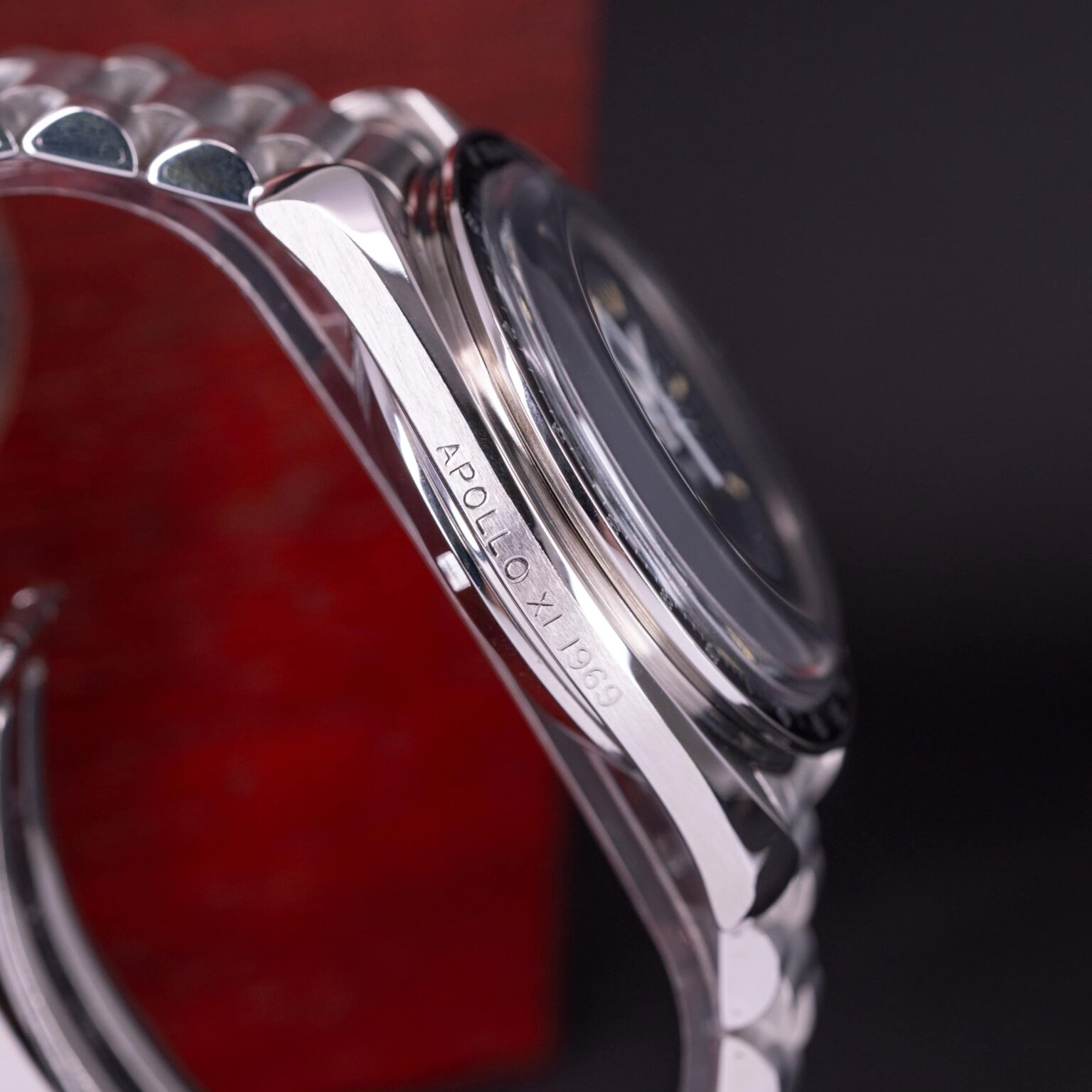 Omega-Speedmaster-Apollo-20th-anniversary-1989-8