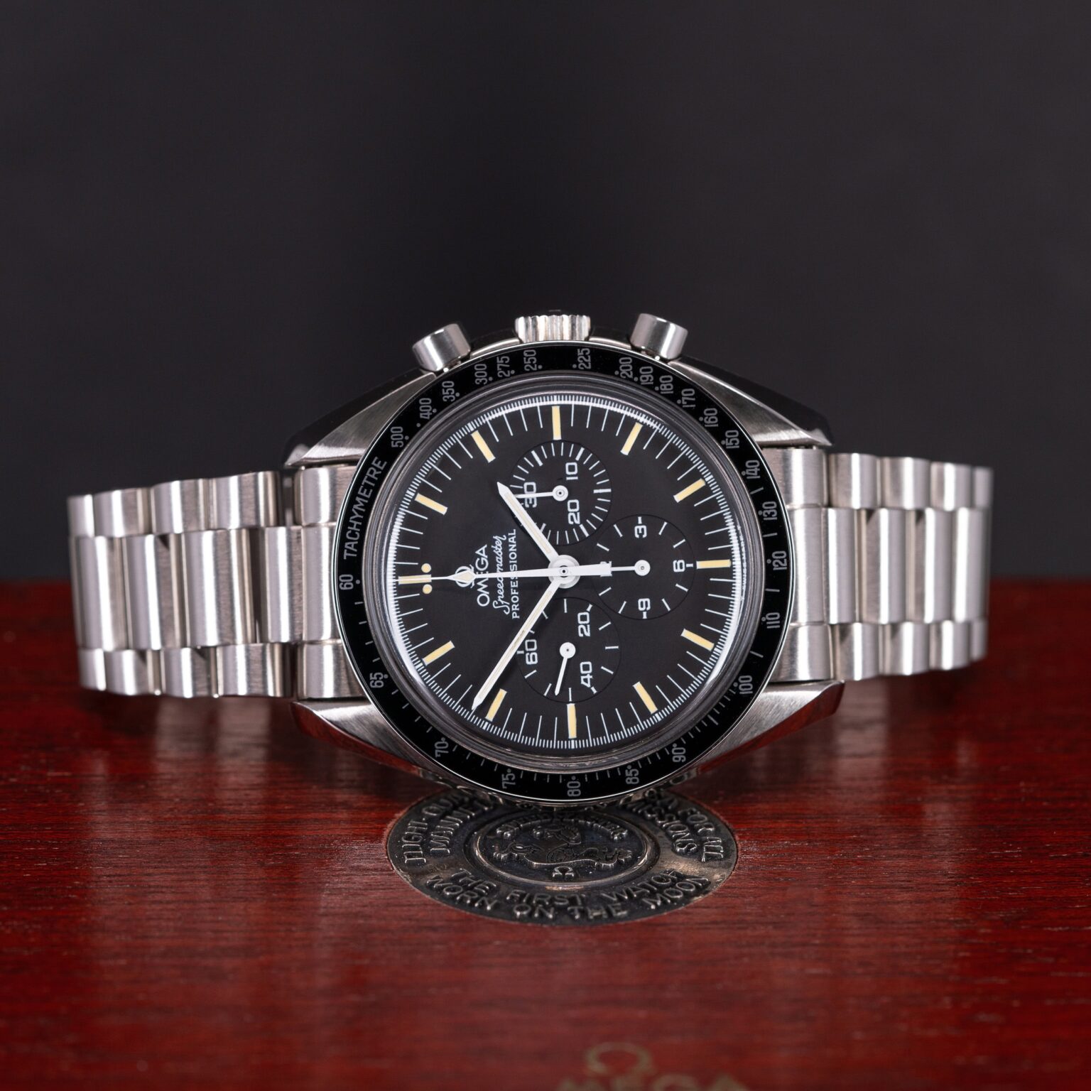 Omega-Speedmaster-Apollo-20th-anniversary-1989-9