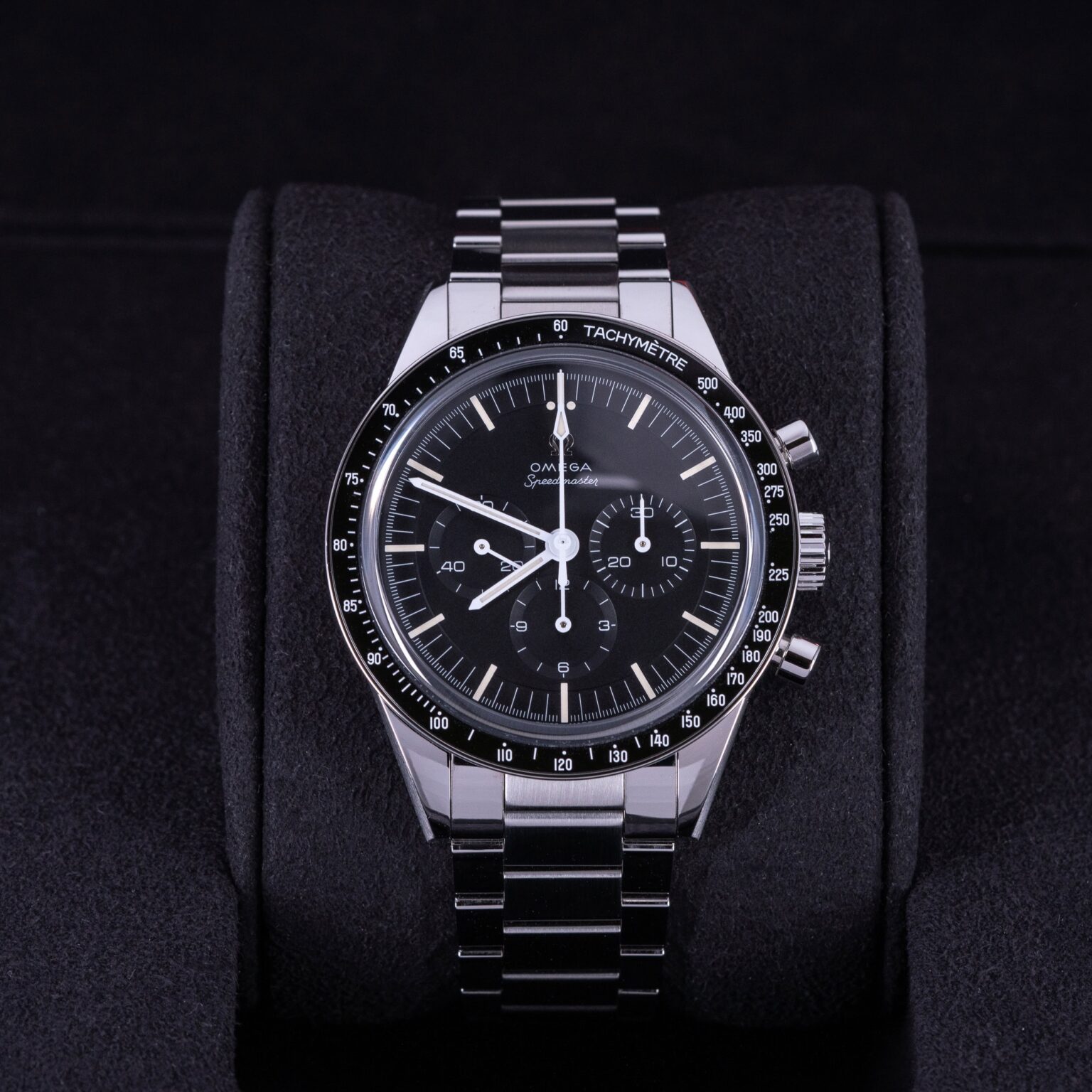 Omega-Speedmaster-Ed-White-2022-2