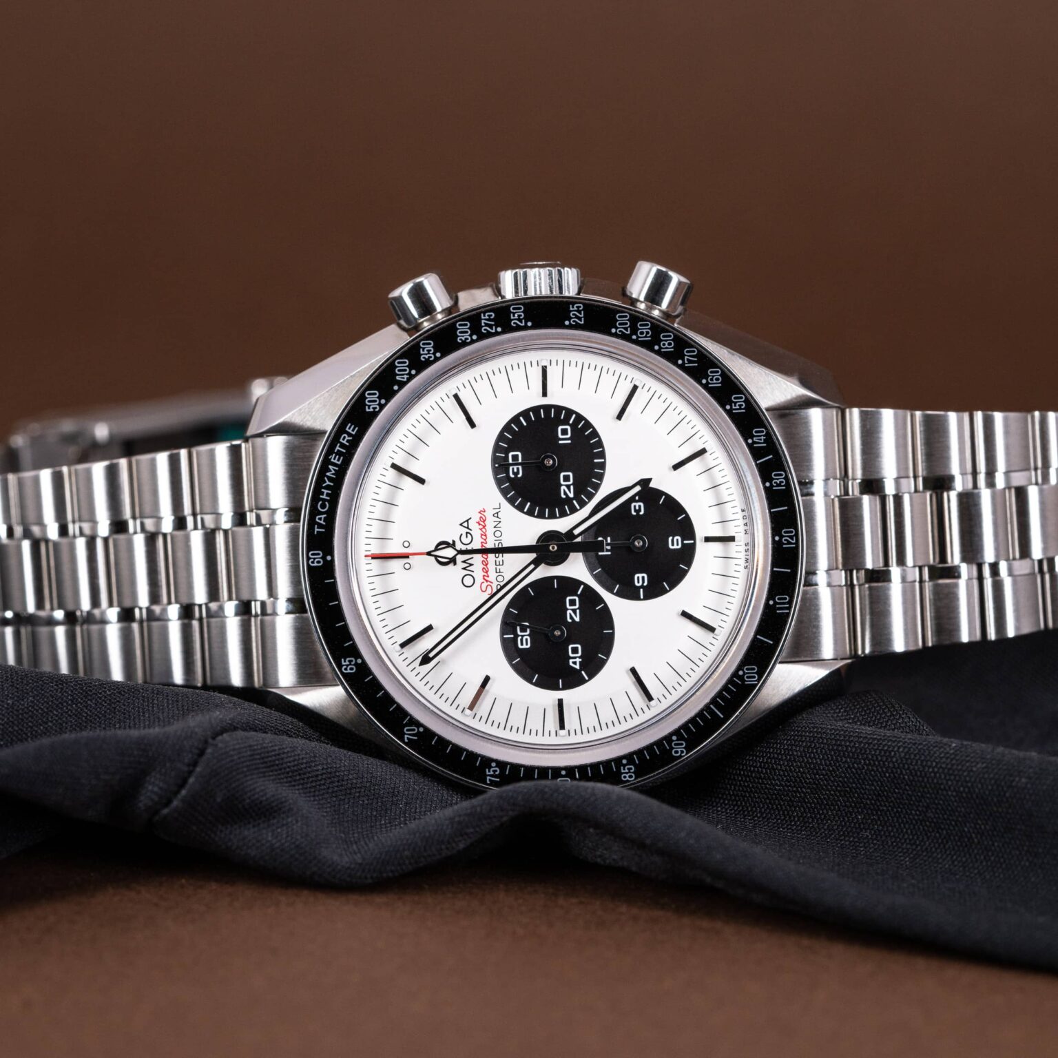 Omega-Speedmaster-Pro-Tokyo-2020-2