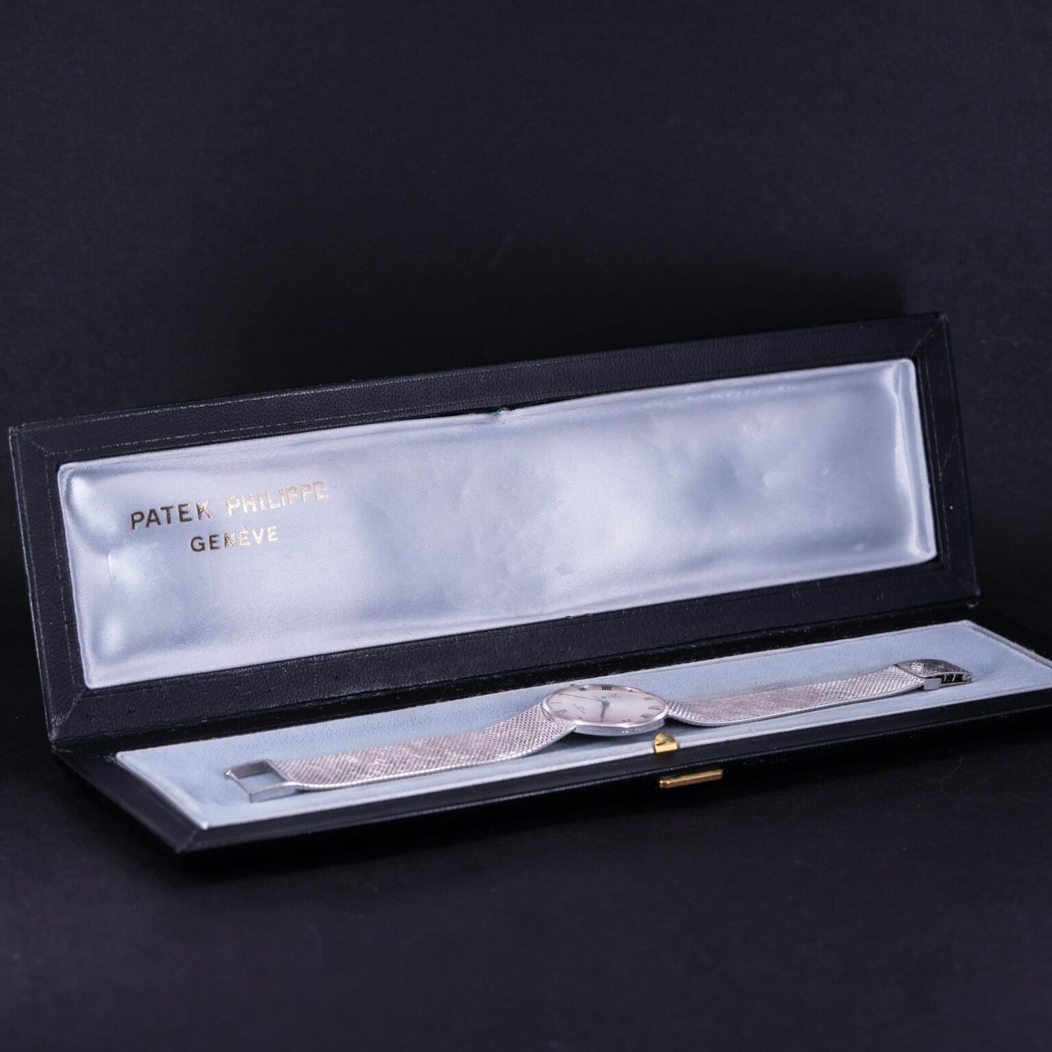 Patek-Philippe-Calatrava-3513-5-1967-9