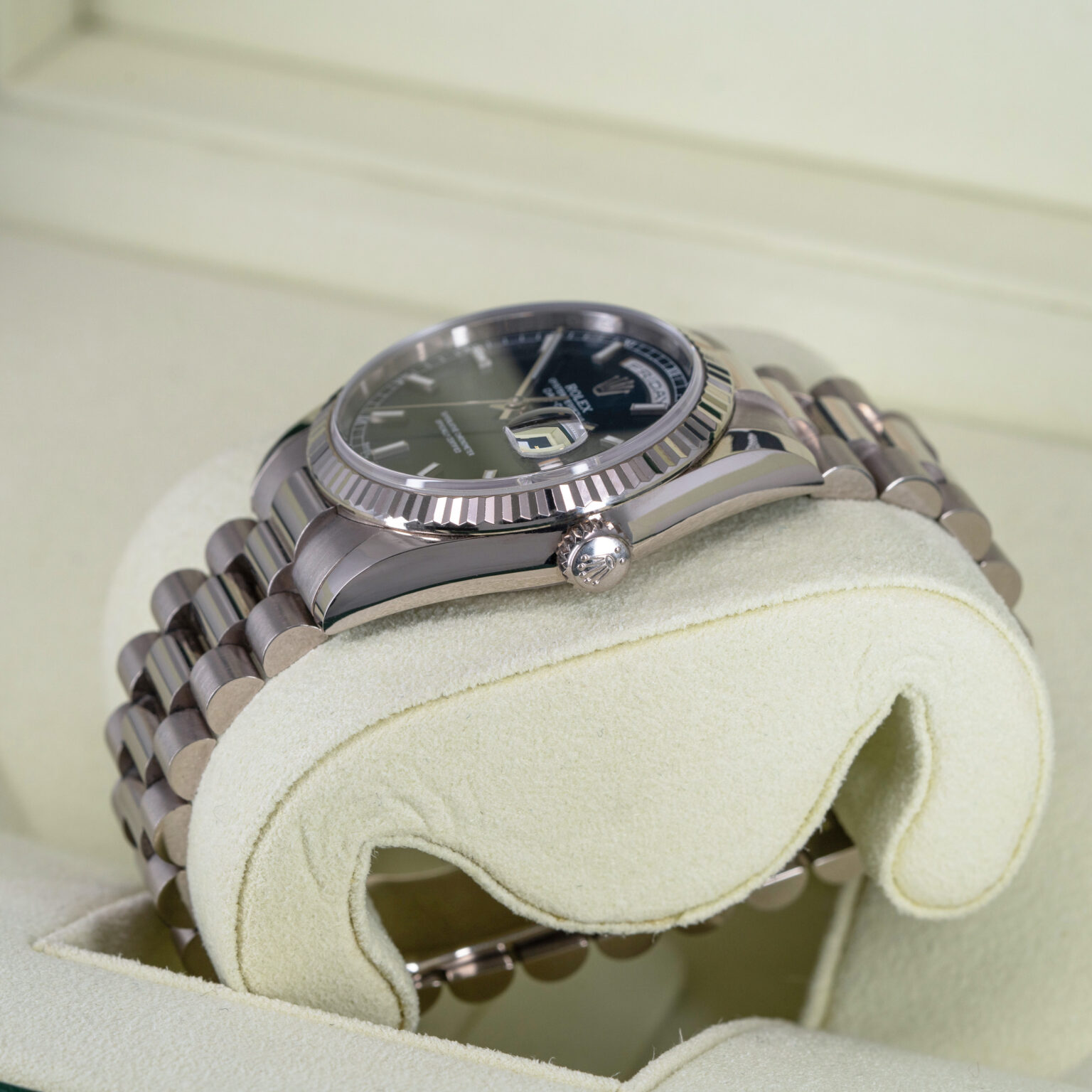 Rolex-Day-Date-118239-2015-3