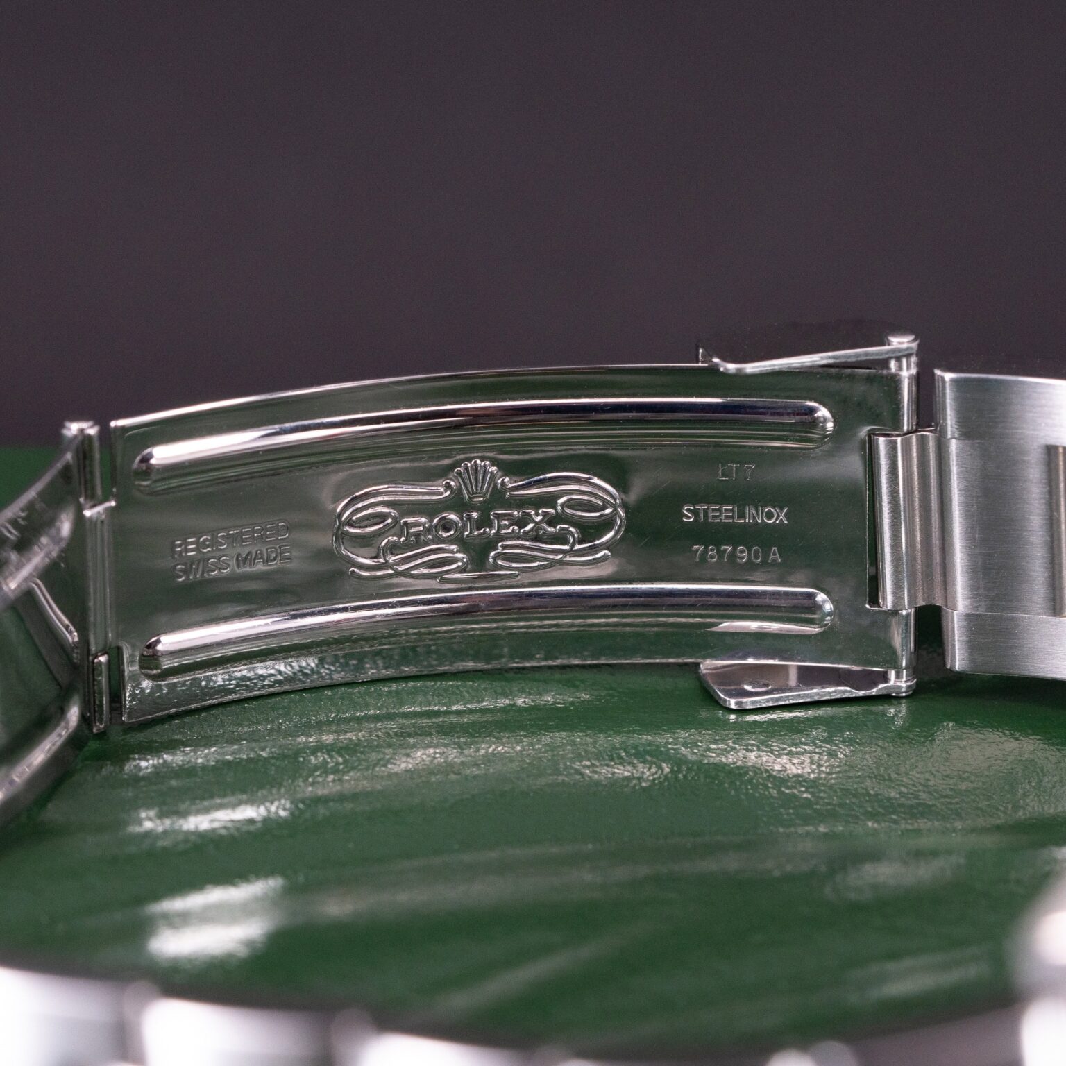 Rolex-Explorer-II-16570-2011-5