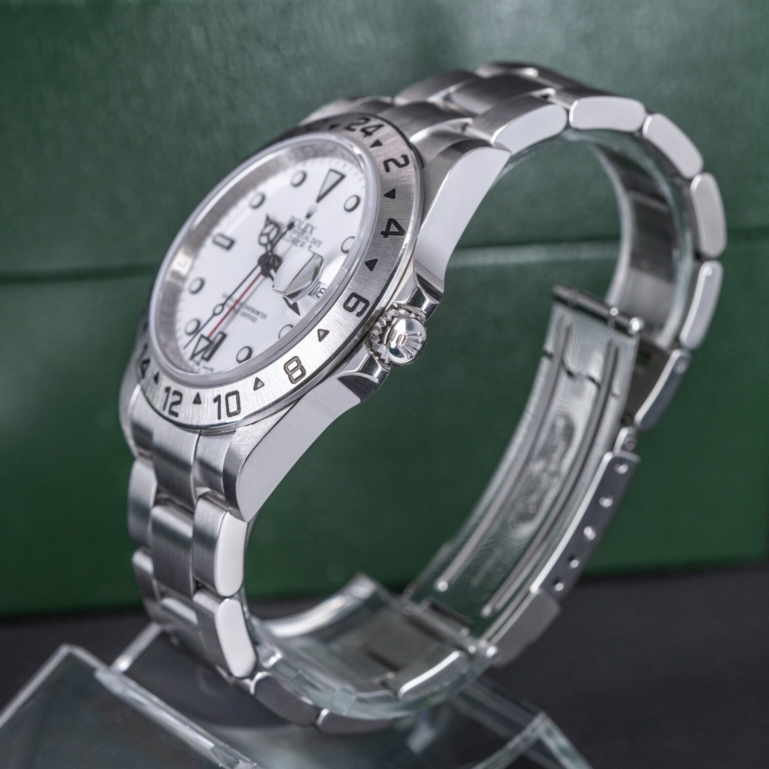 Rolex-Explorer-II-16570-2011-8