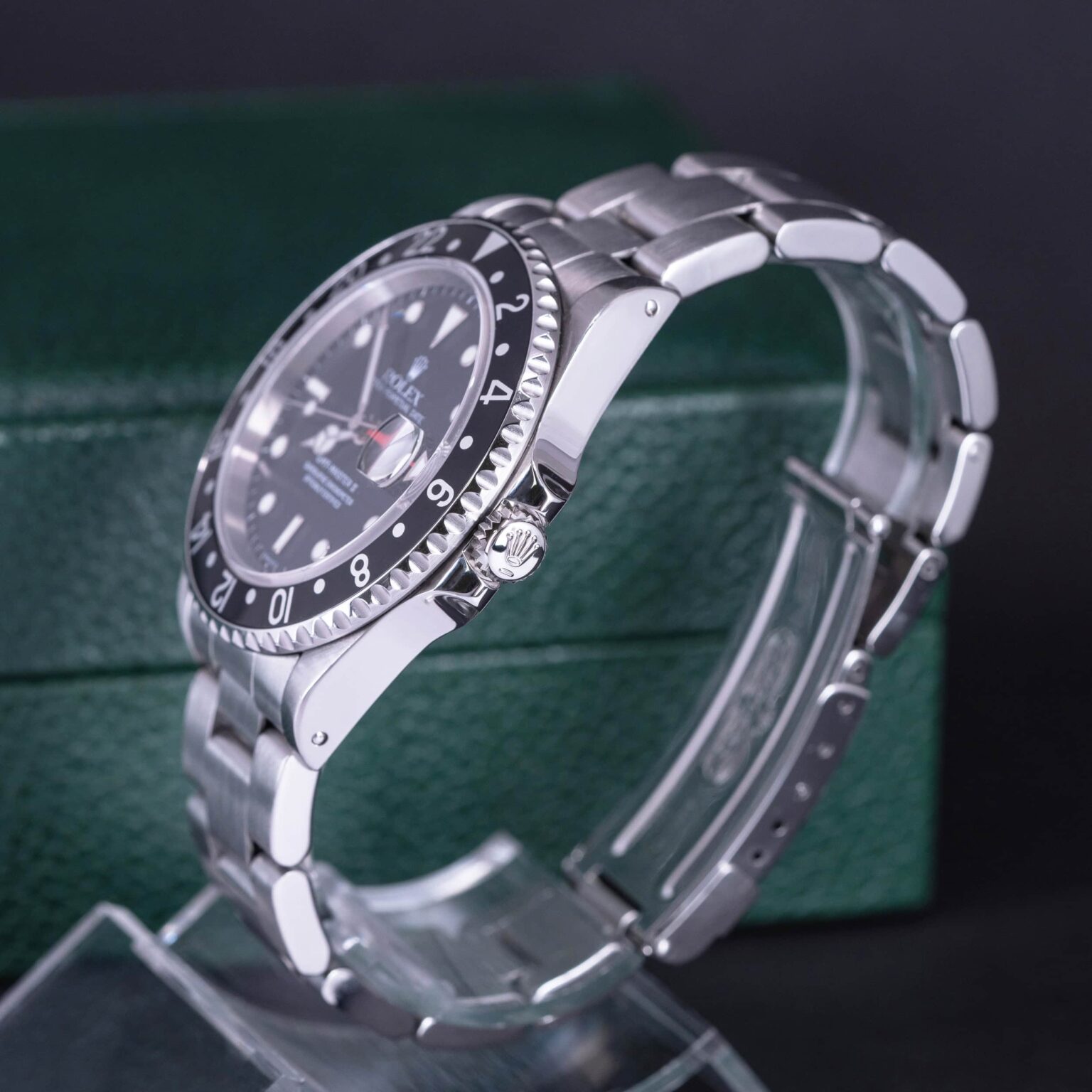 Rolex-GMT-Master-16710-1999-8-1