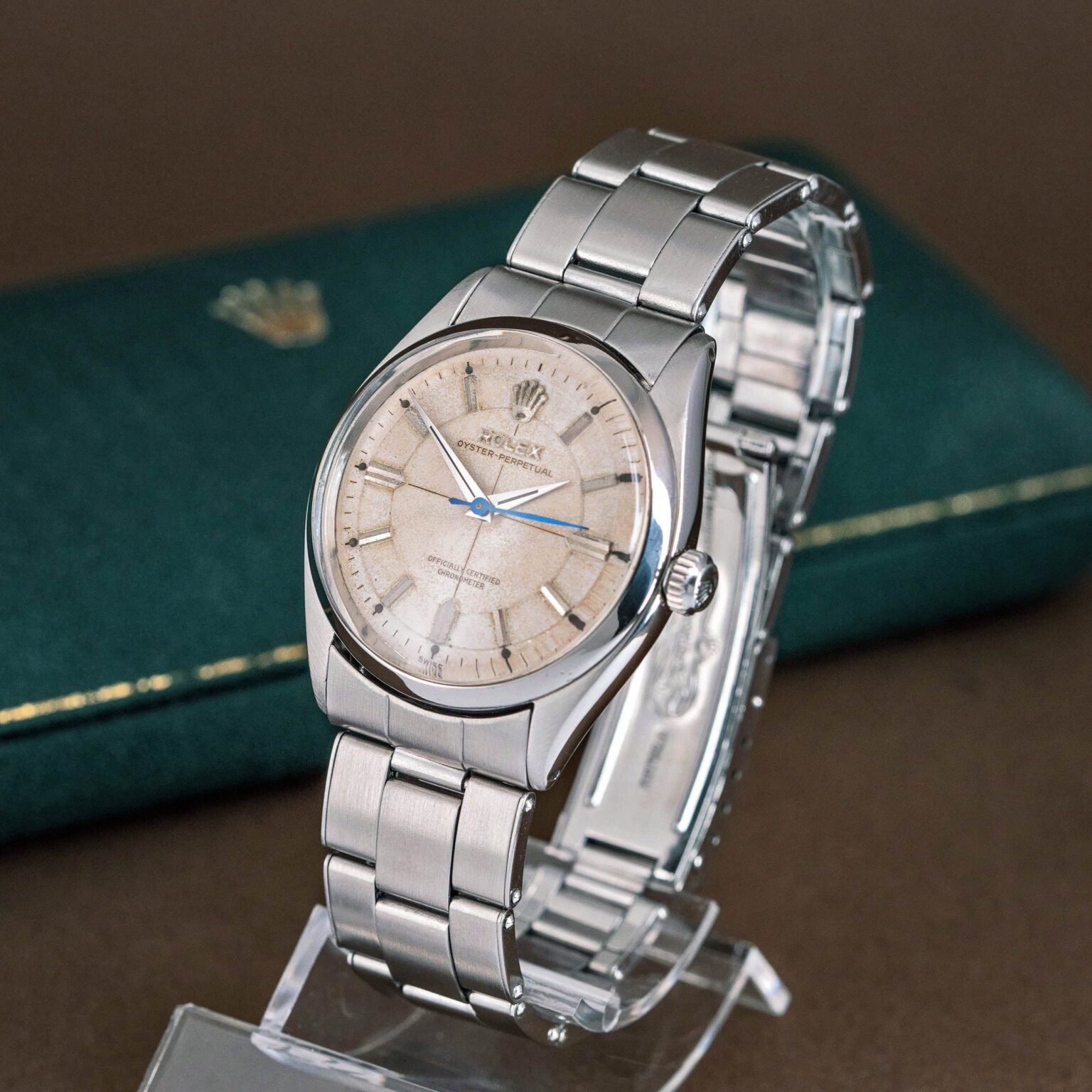 Rolex-Oyster-Perpetual-6564_1955-5