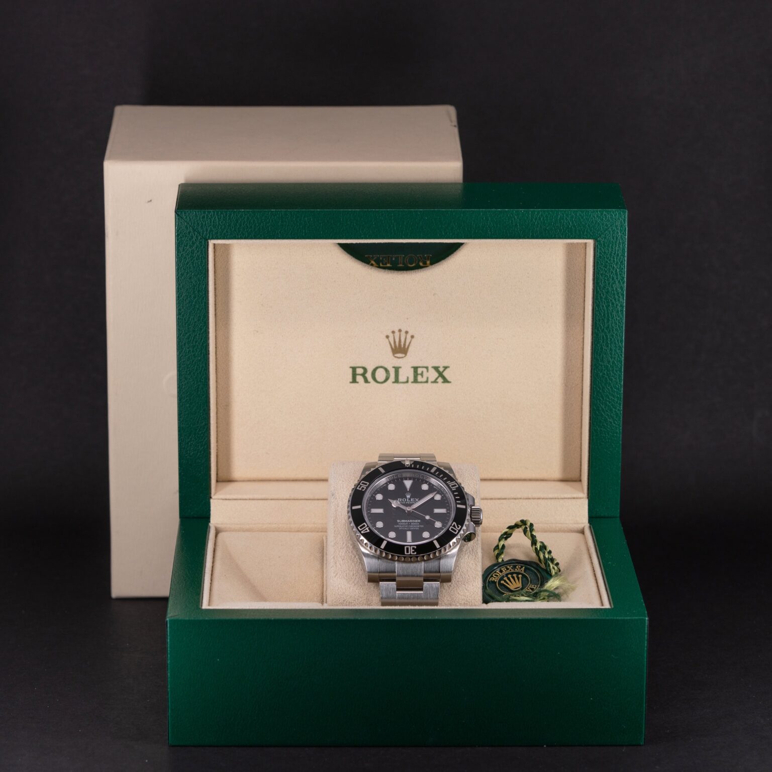Rolex-Submariner-114060-2018