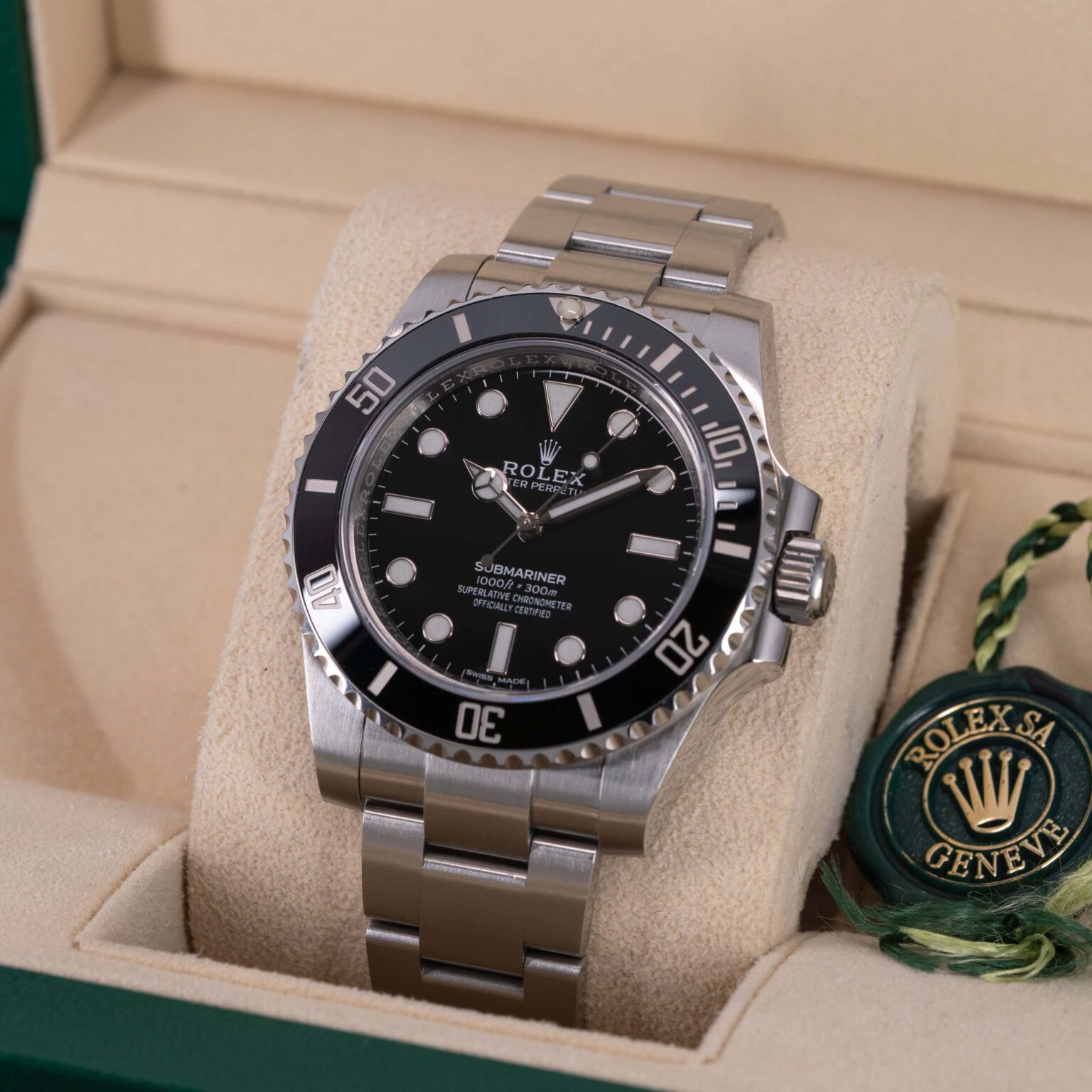 Rolex-Submariner-114060-2018-2