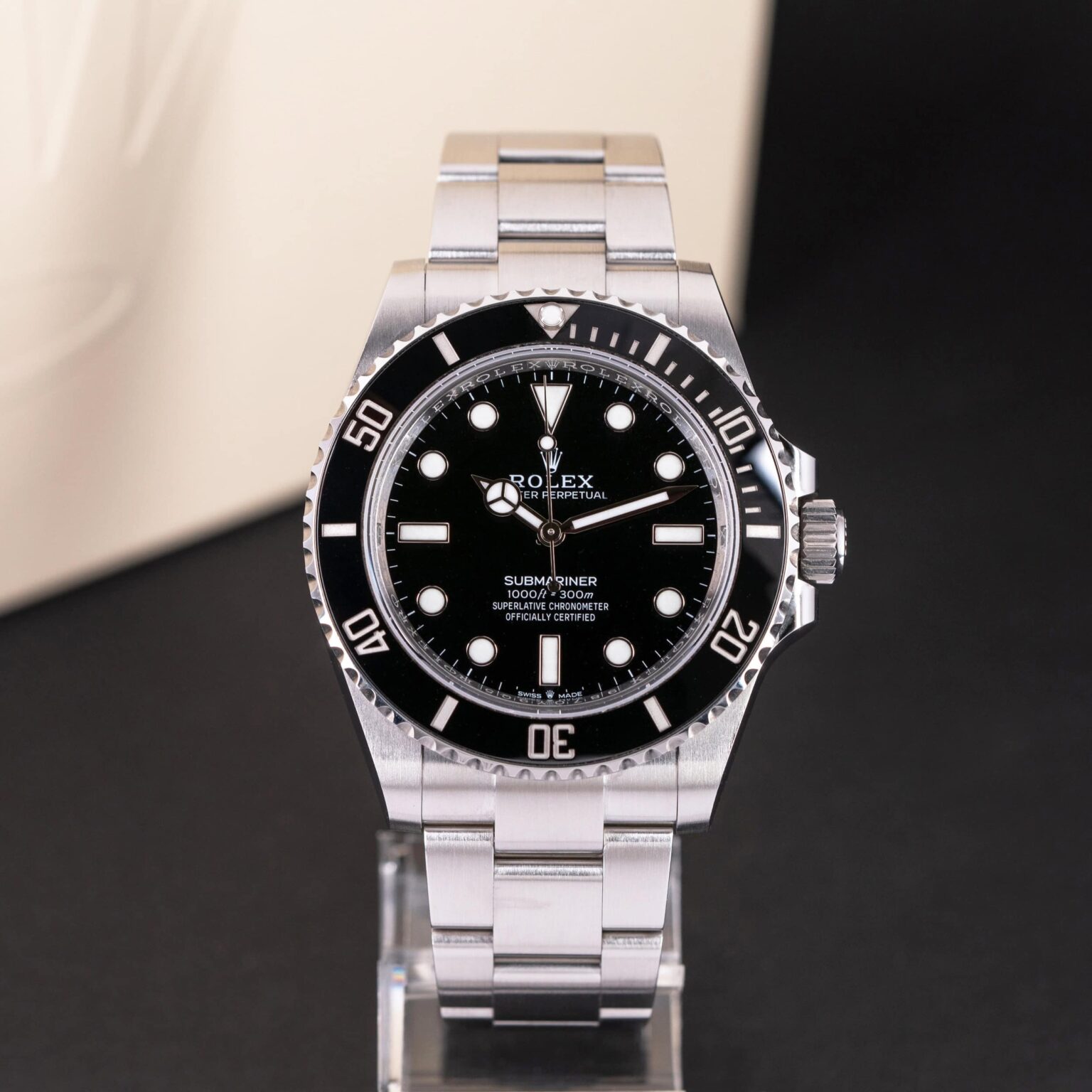 Rolex-Submariner-124060-2023-5-1
