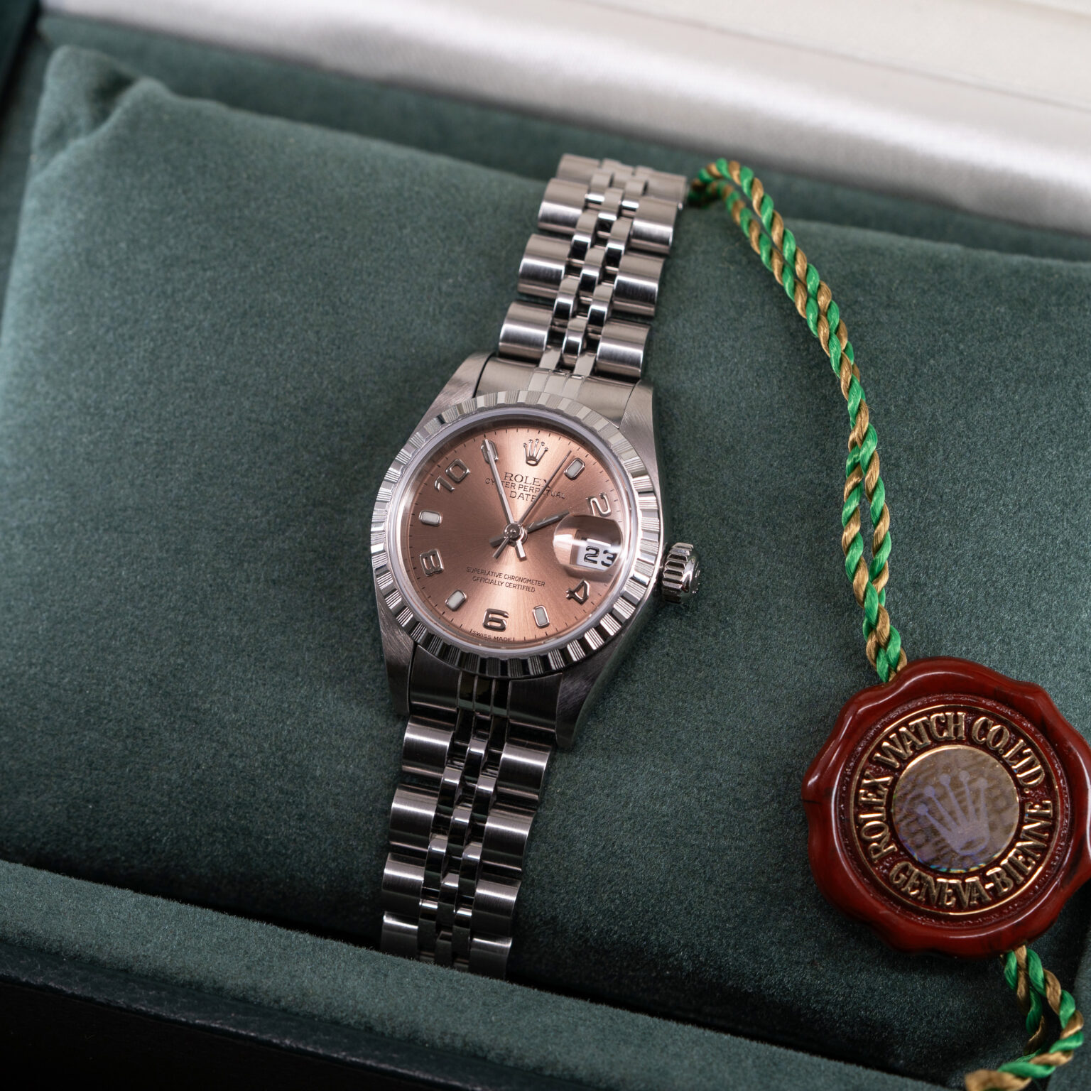 Very fine Rolex Oyster Perpetual Date Lady ref. 79240 from 1999.