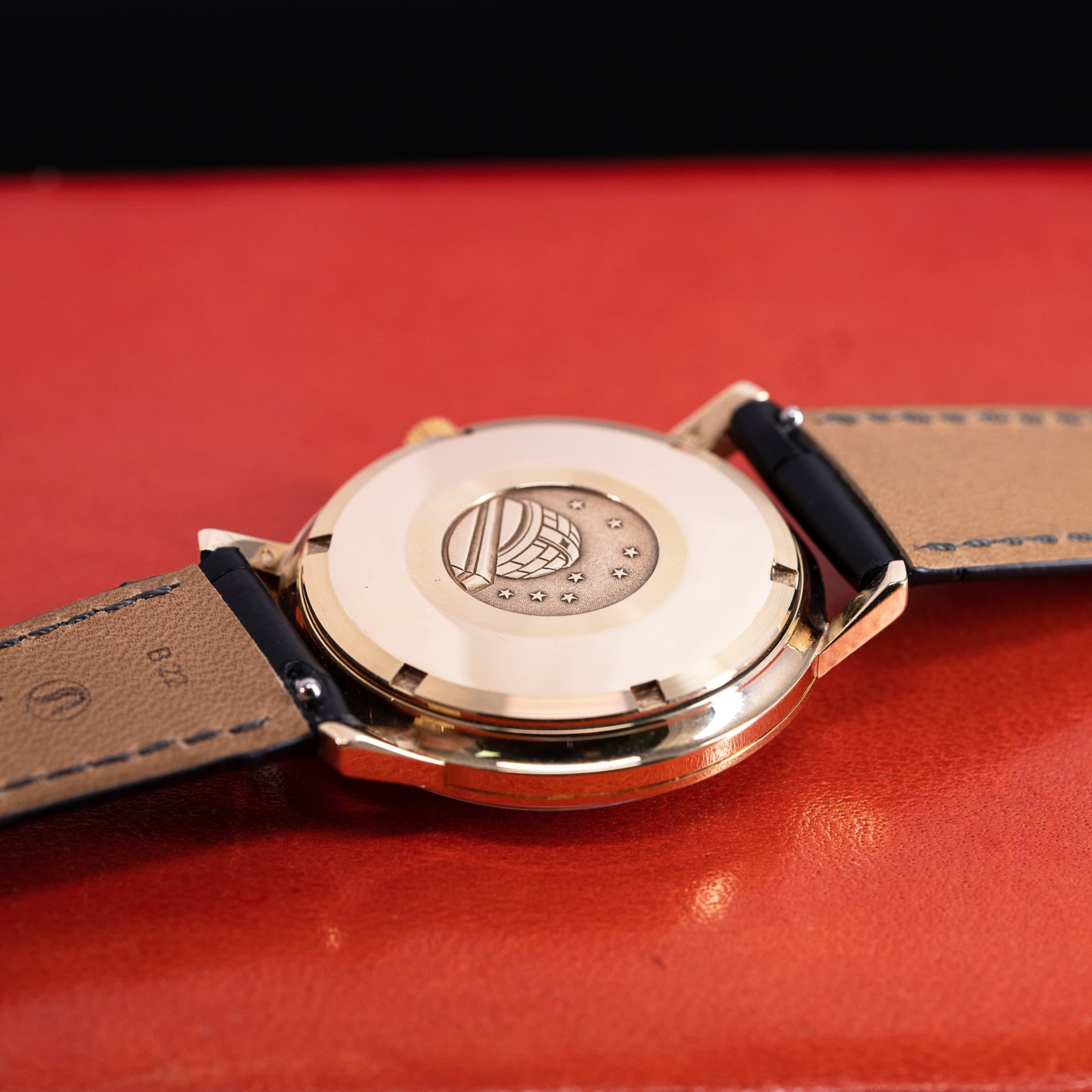 14k-Omega-Constellation-Pie-Pan-1969-7.jpg
