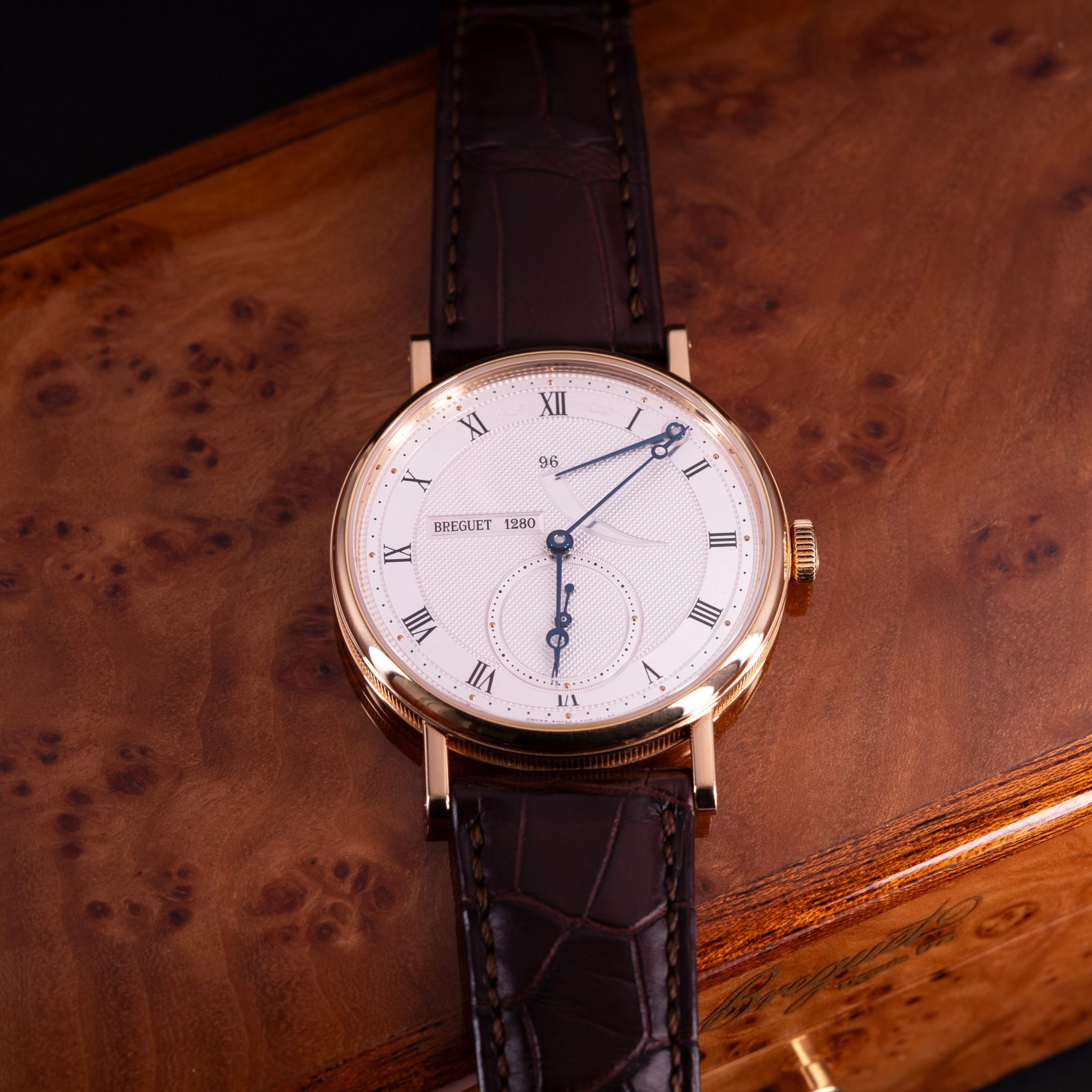 18k-Breguet-Classique-5277-4-1