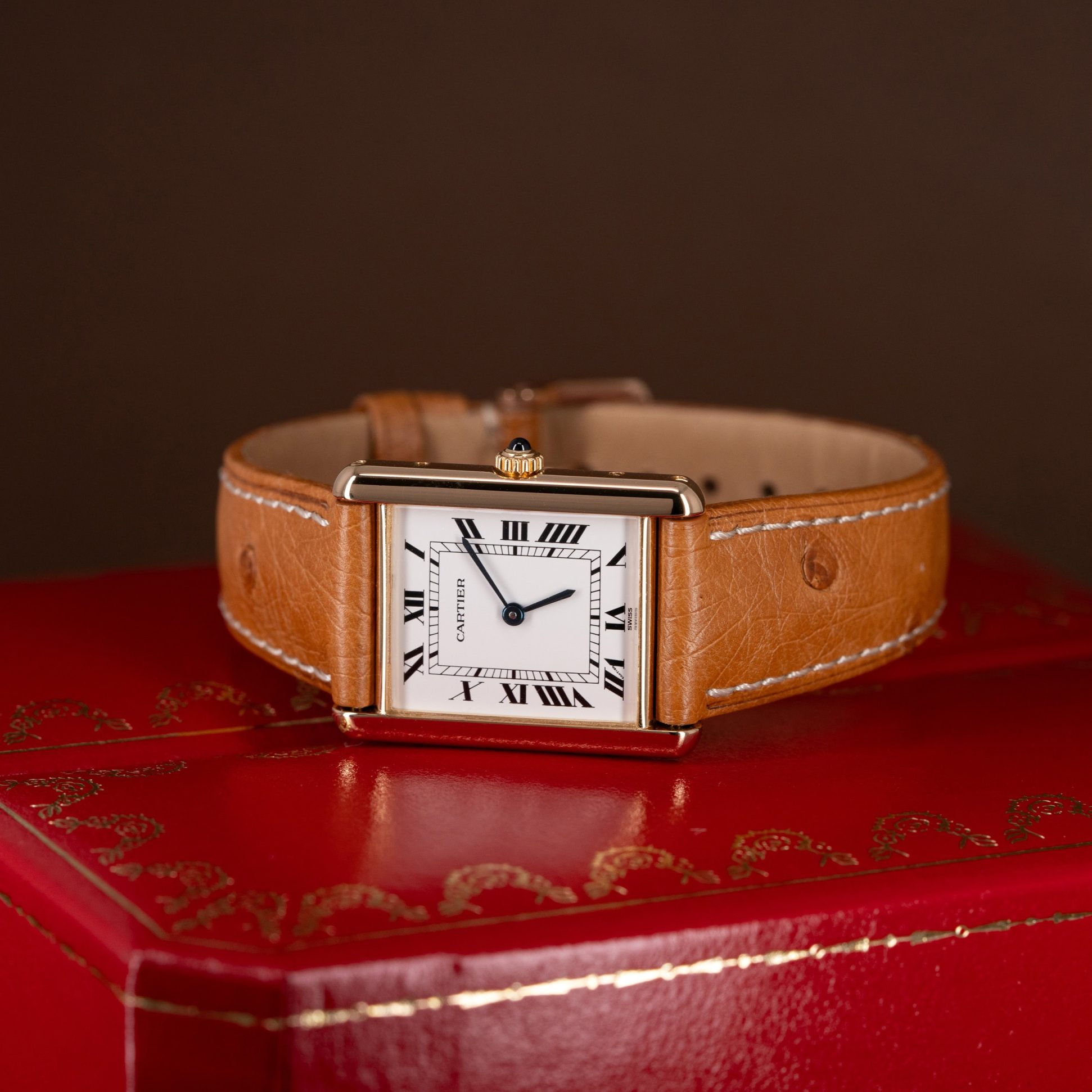 18k-Cartier-Tank-Louis-Cartier-81052-3