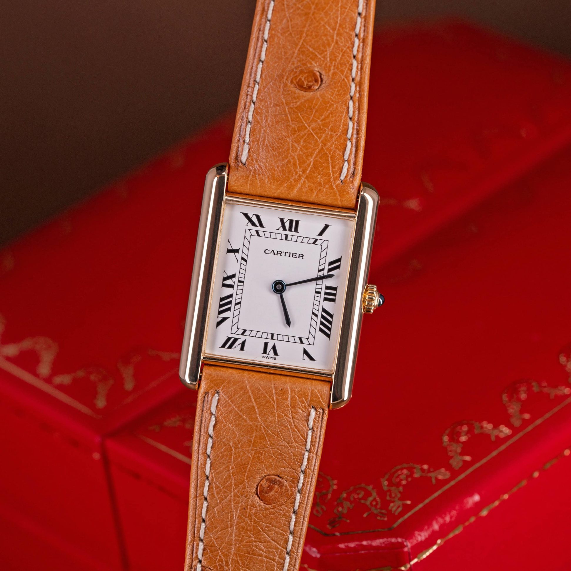 18k-Cartier-Tank-Louis-Cartier-81052-5