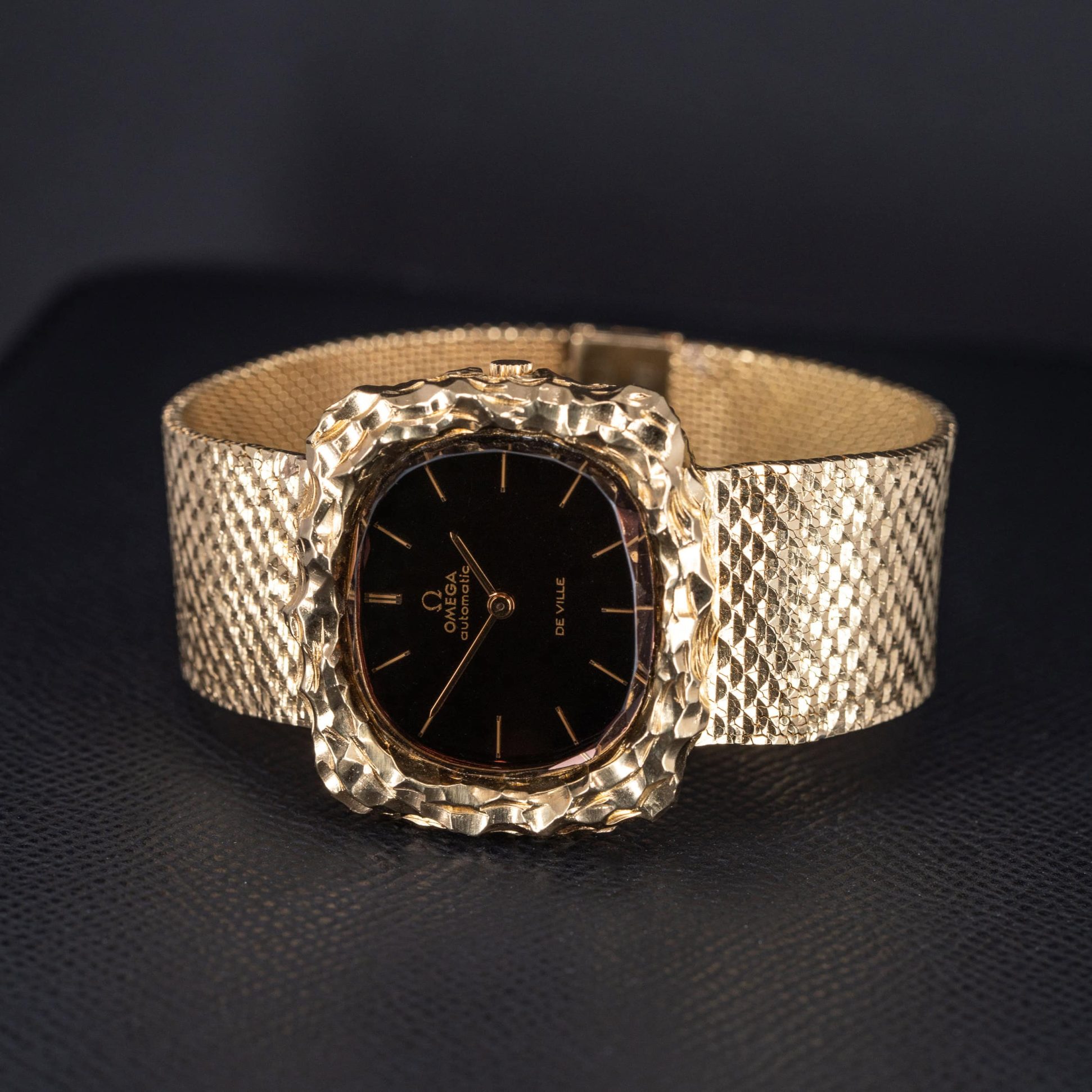 18k-Omega-Automatic-A.Grima-TEAK-2