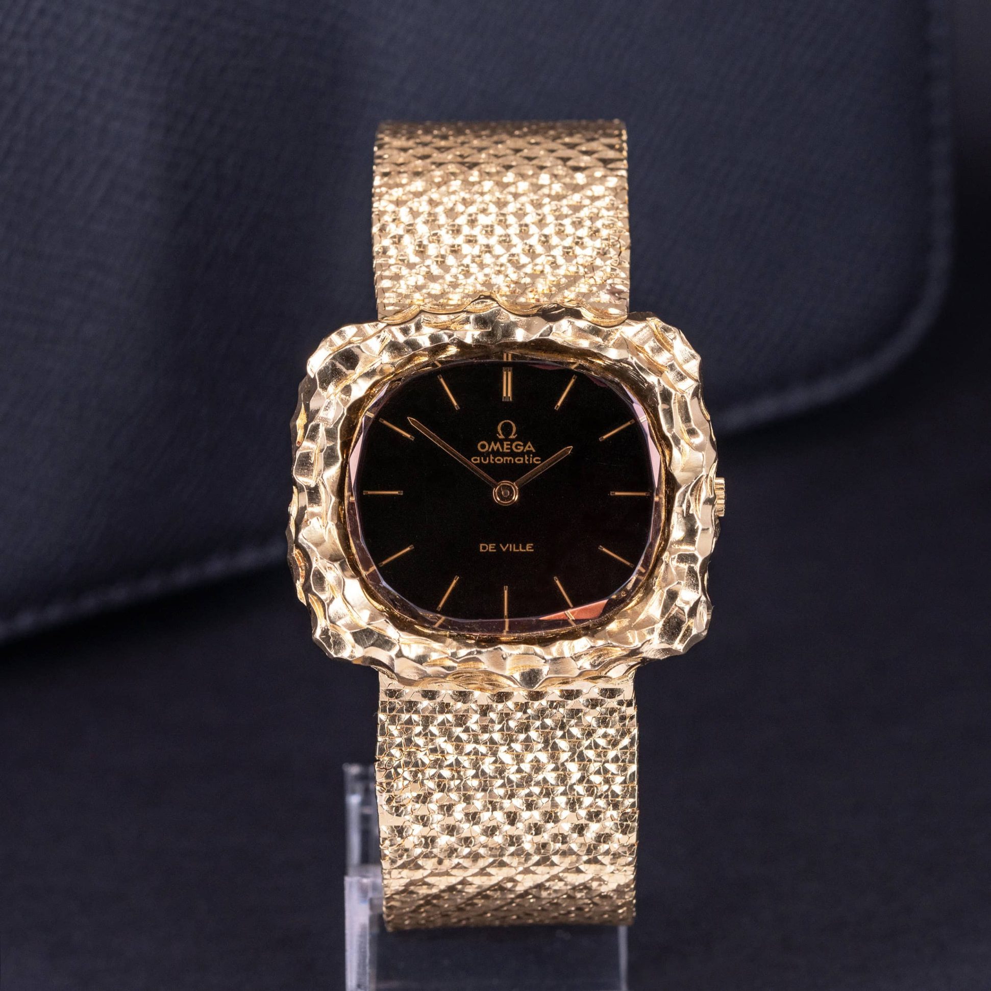 18k-Omega-Automatic-A.Grima-TEAK-7