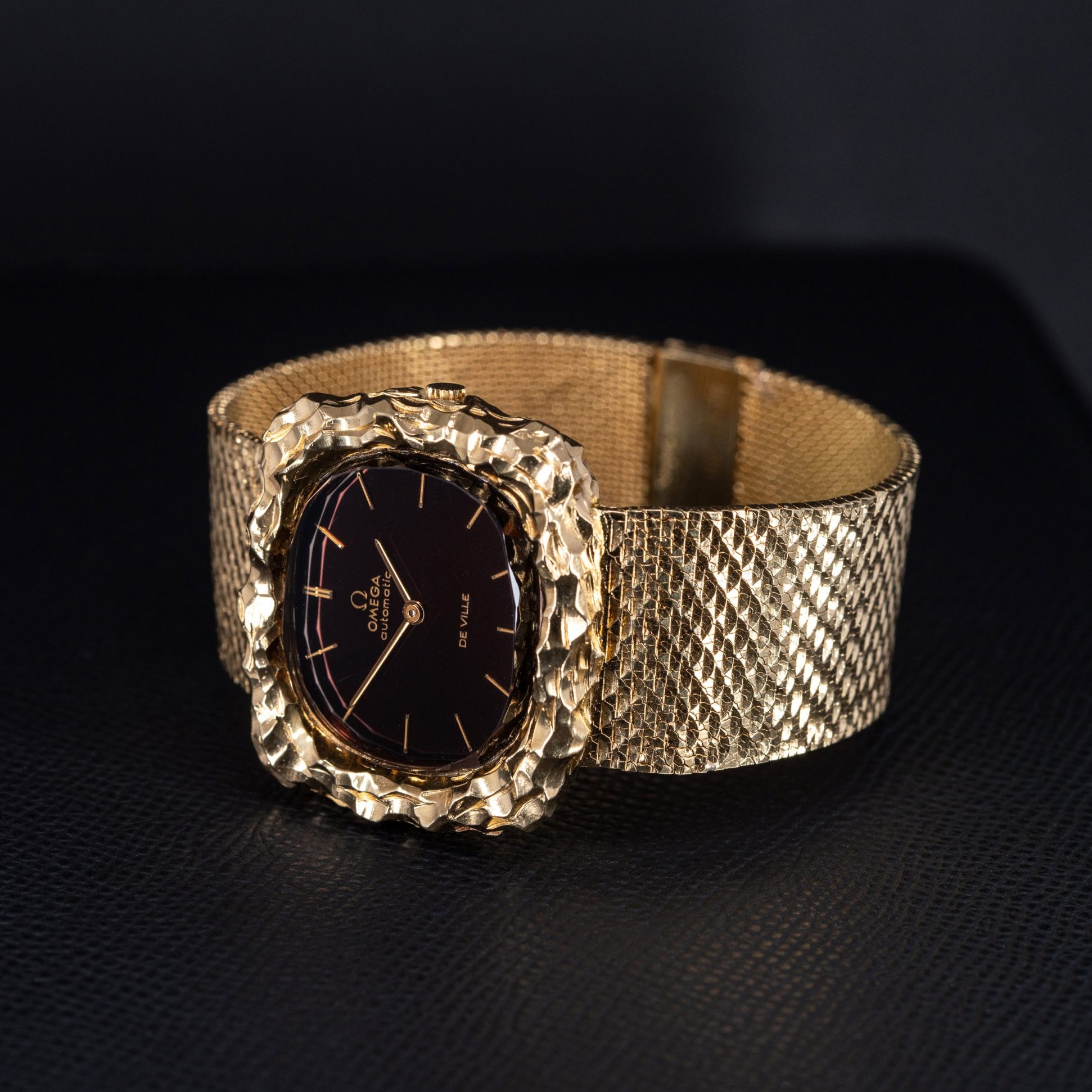 18k-Omega-Automatic-A.Grima-TEAK