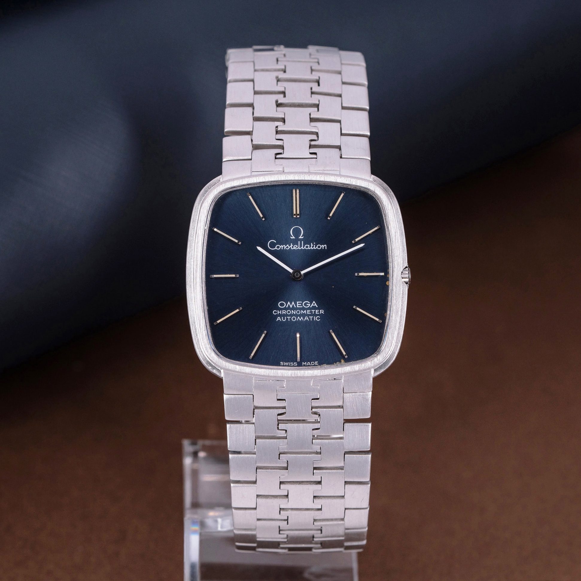 18k-Omega-Constellation-VK-8299-1968-5-4