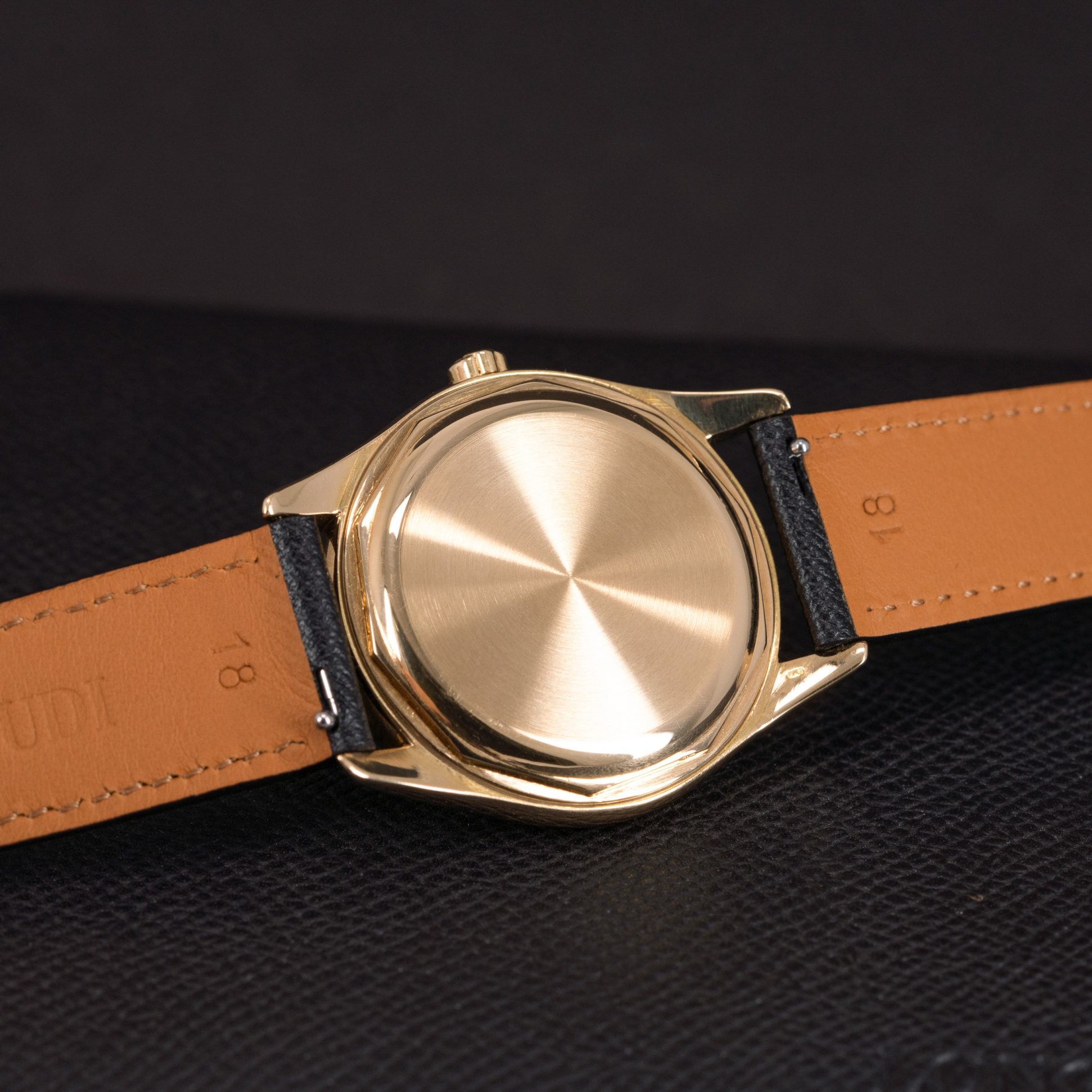 18k-Patek-Philippe-Calatrava-2526-1956-4