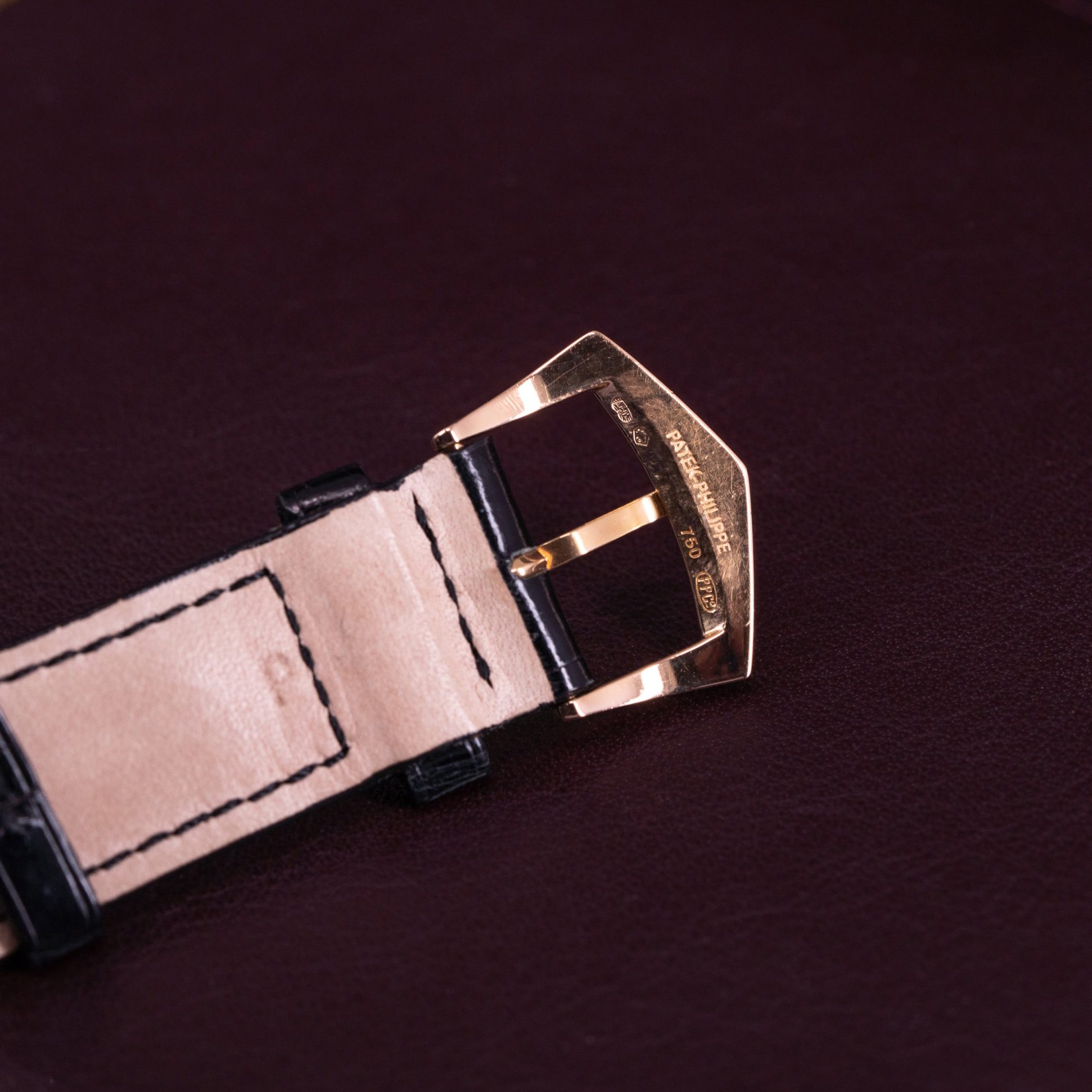 18k-Patek-Philippe-Calatrava-5127R-2007-6