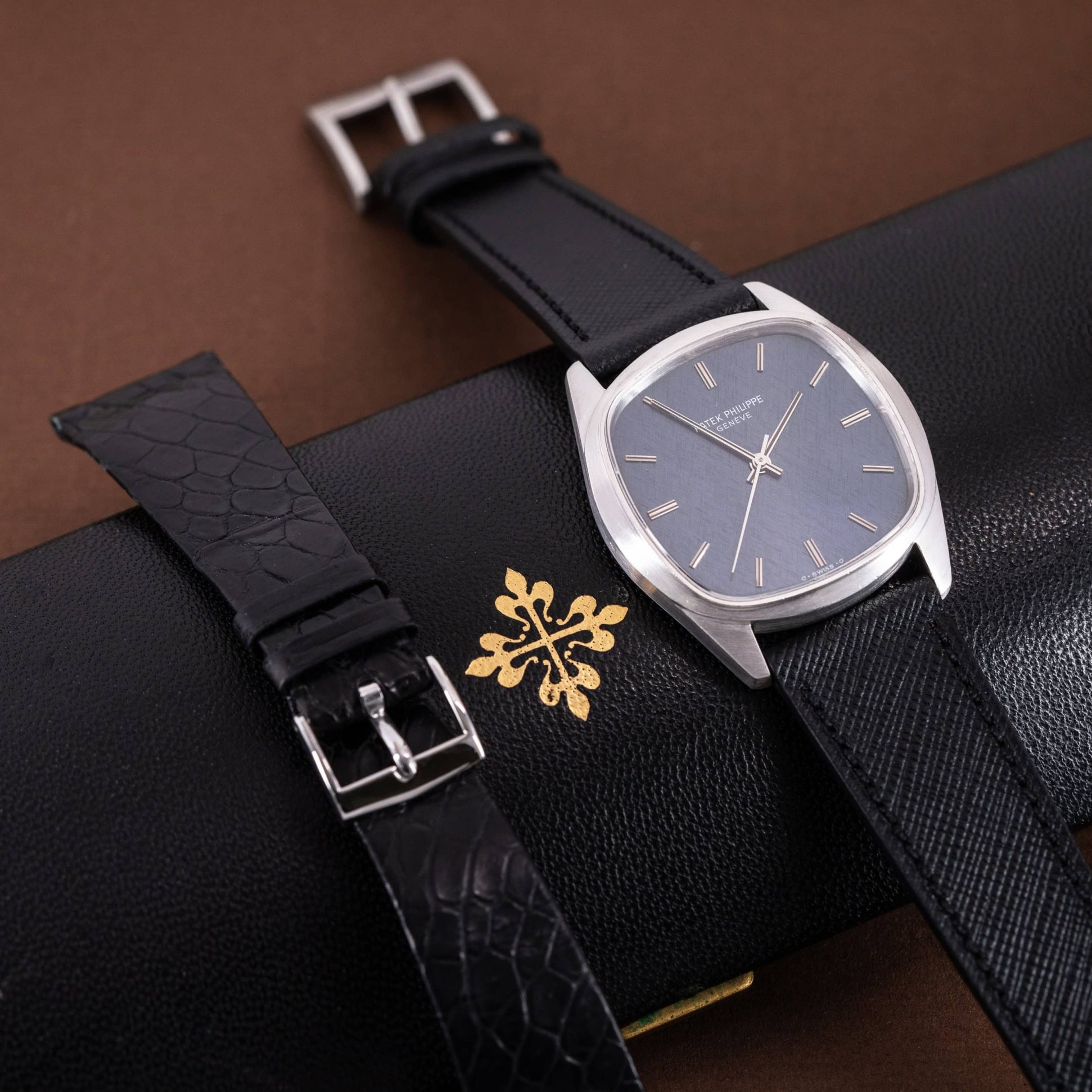 18k-Patek-Philippe-Golden-Ellips-3585-11
