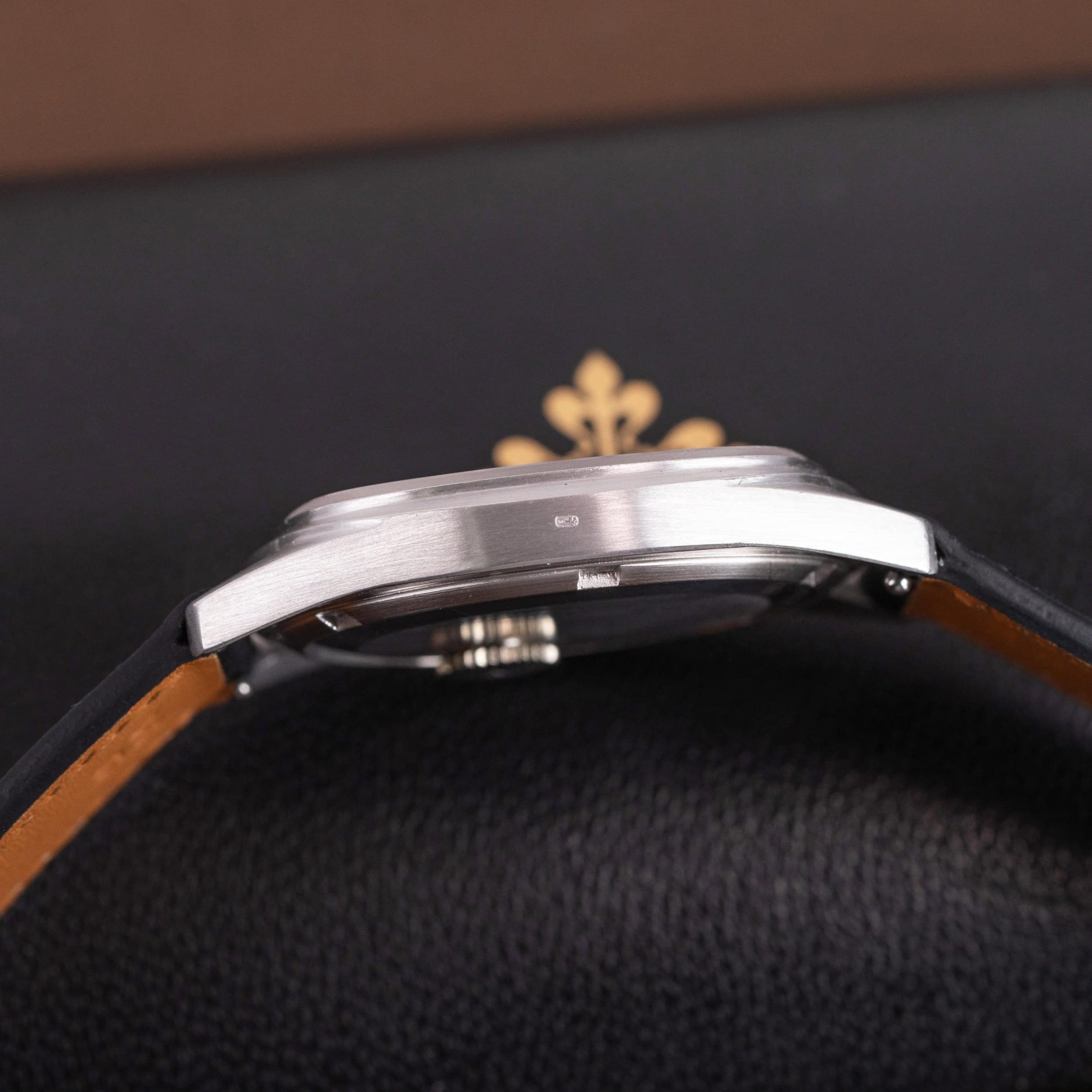 18k-Patek-Philippe-Golden-Ellips-3585-6