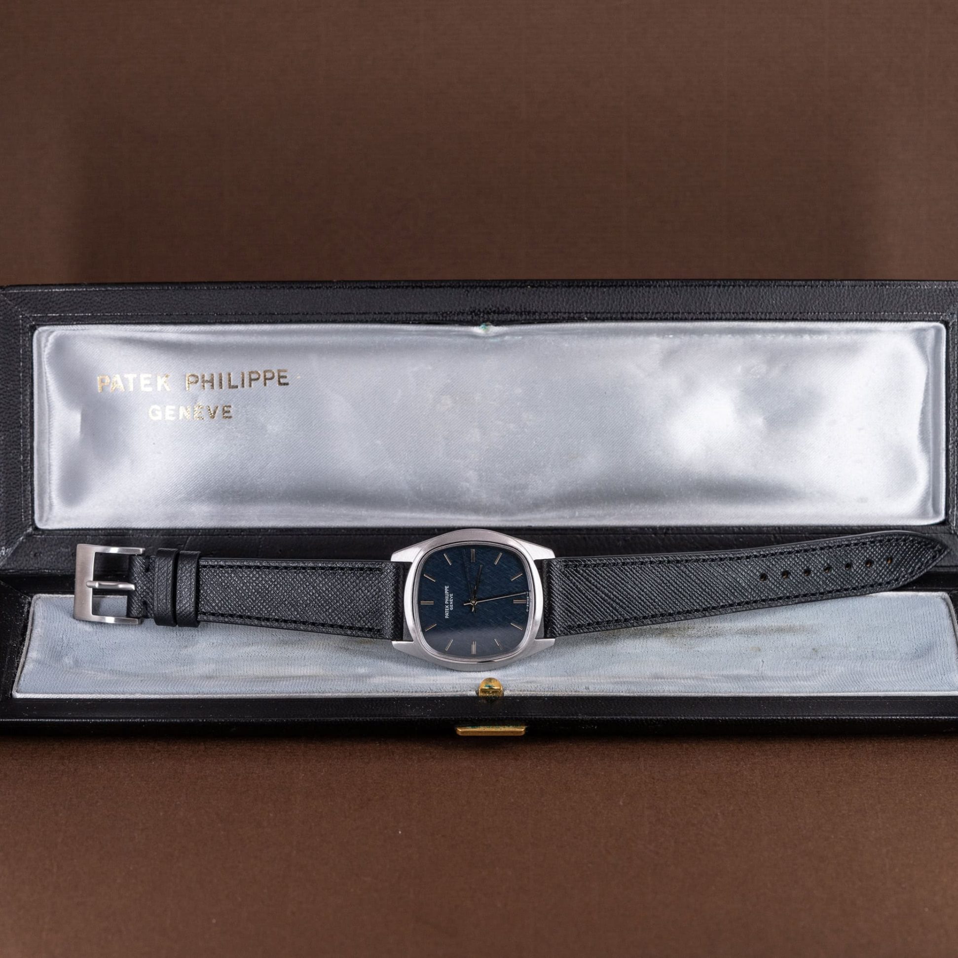 18k-Patek-Philippe-Golden-Ellips-3585-7