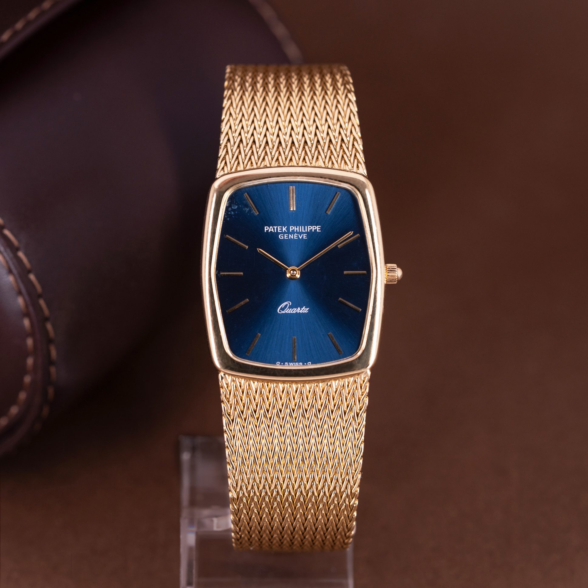 A Classic 18k Patek Philippe Gondolo ref. 3856/1 from early 1980's.