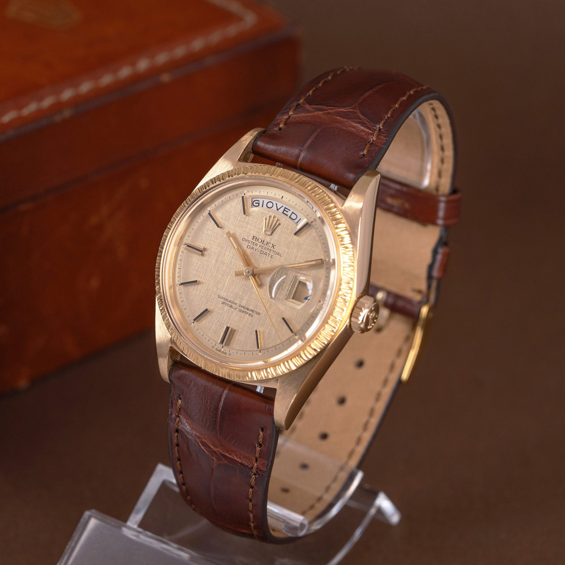 18k-Rolex-Day-Date-1807-1970-06