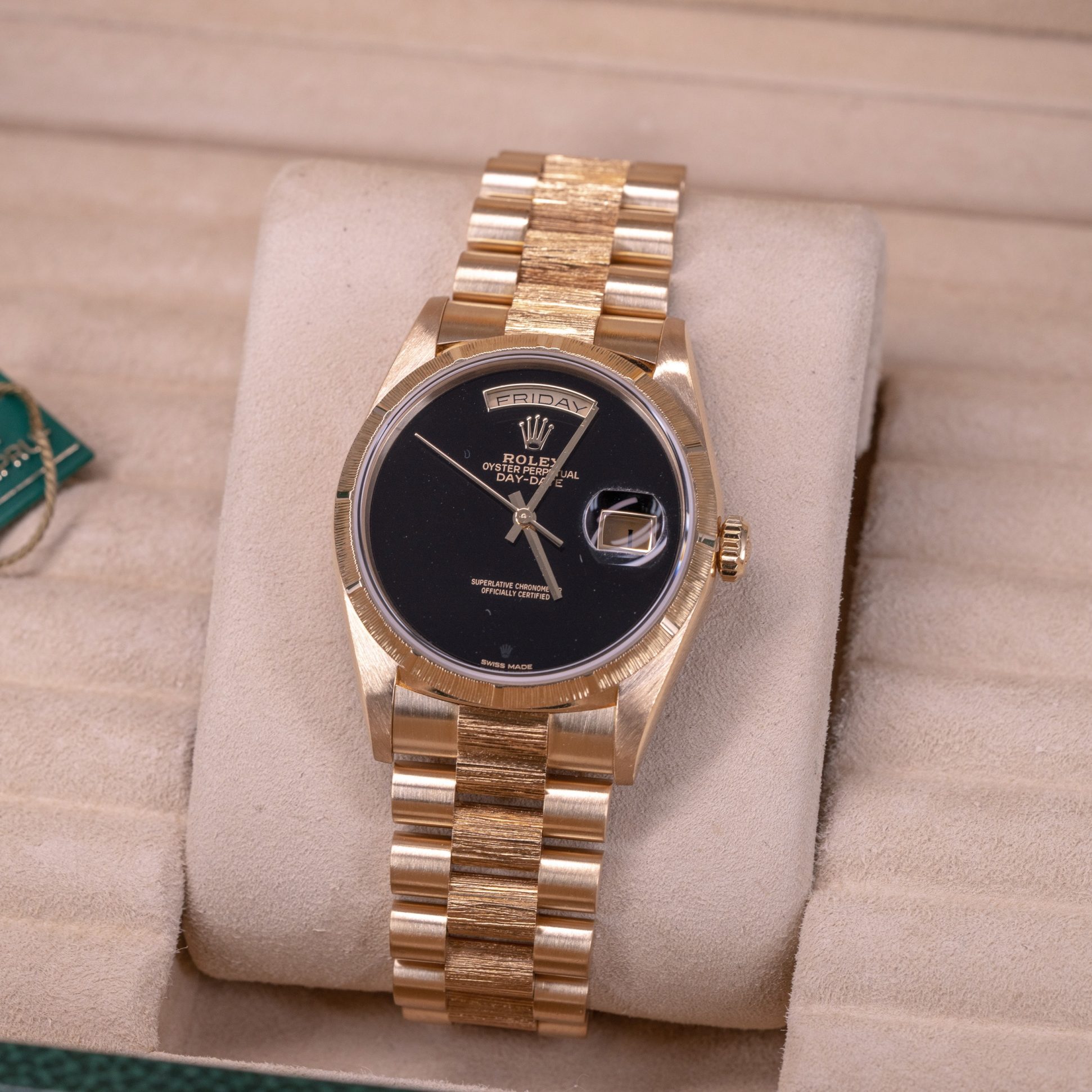 18k-Rolex-Day-Date-18248-Onyx-1999-2.jpg