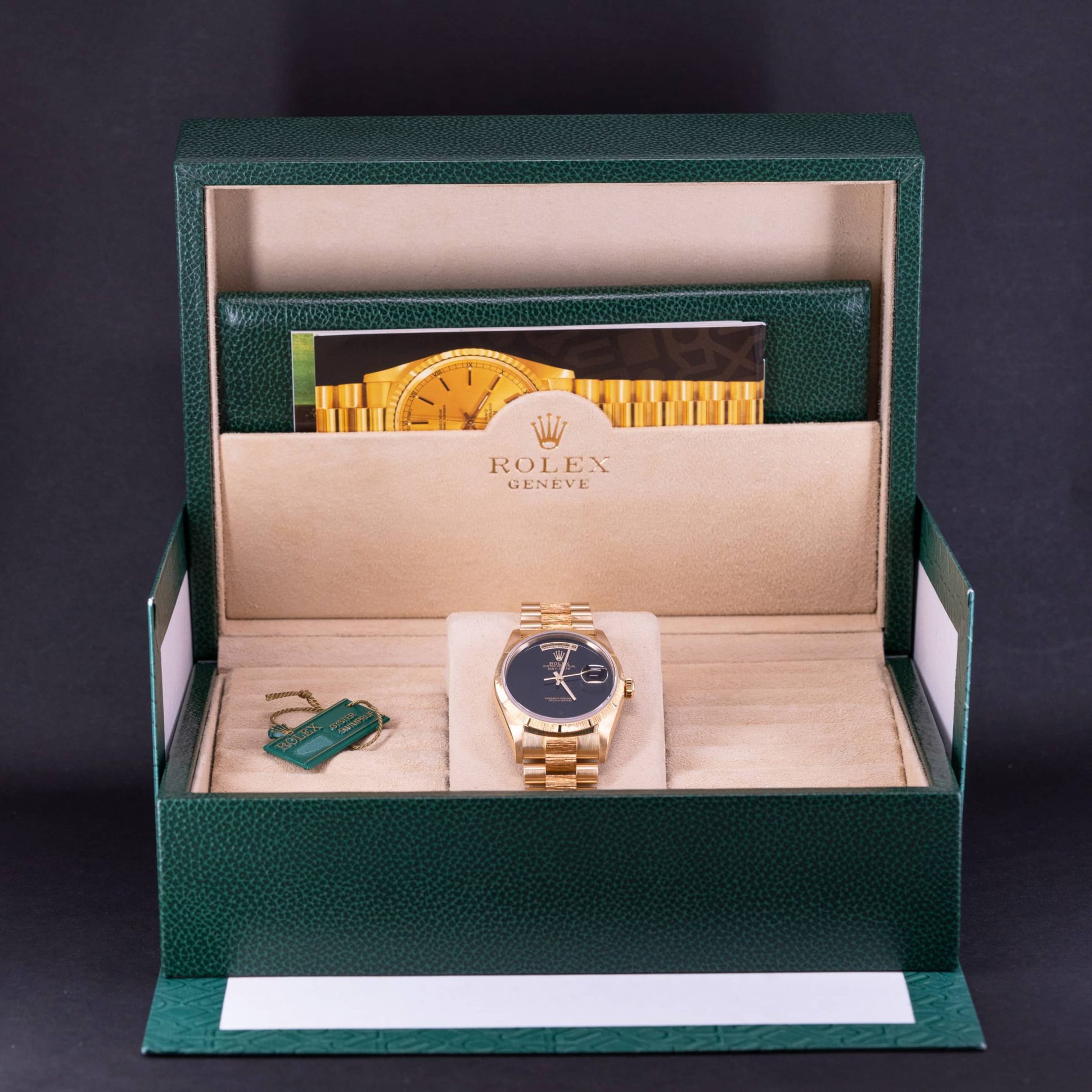 18k-Rolex-Day-Date-18248-Onyx-1999.jpg