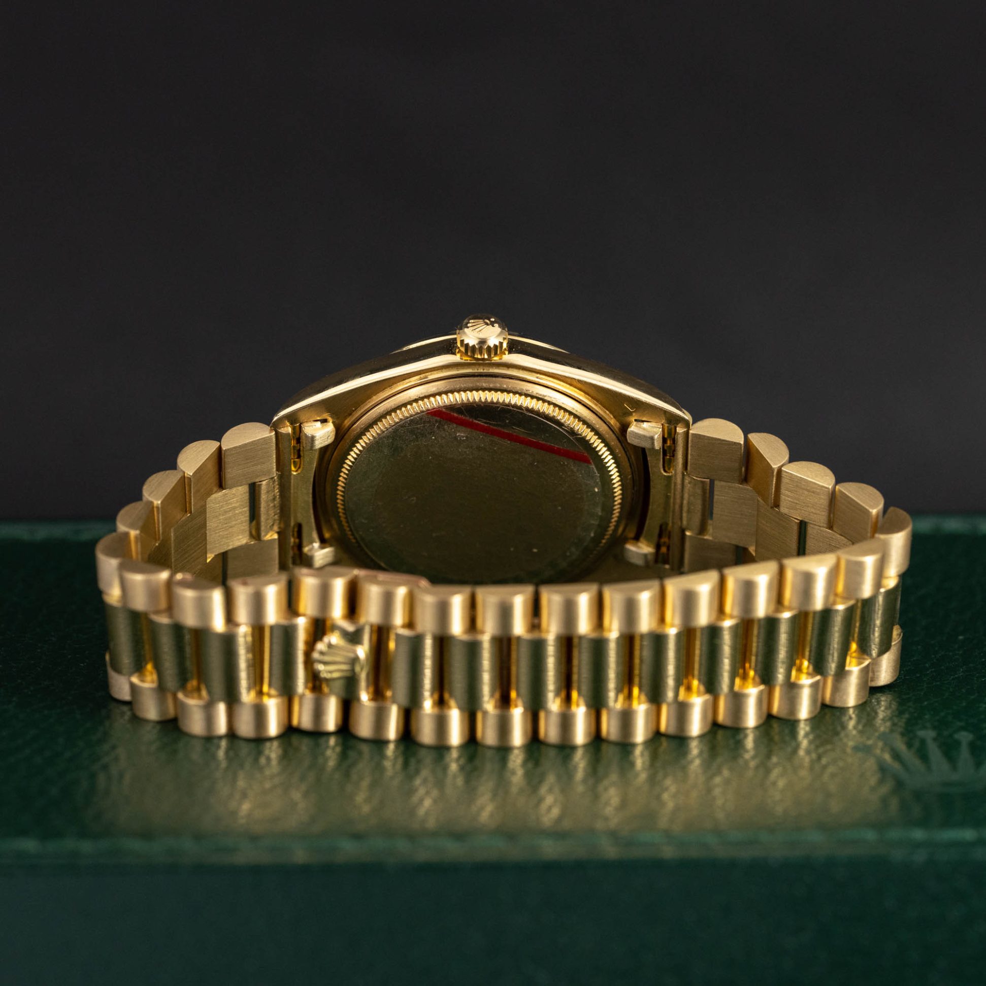 18k-Rolex_Datejust_1600_1972-5.jpg