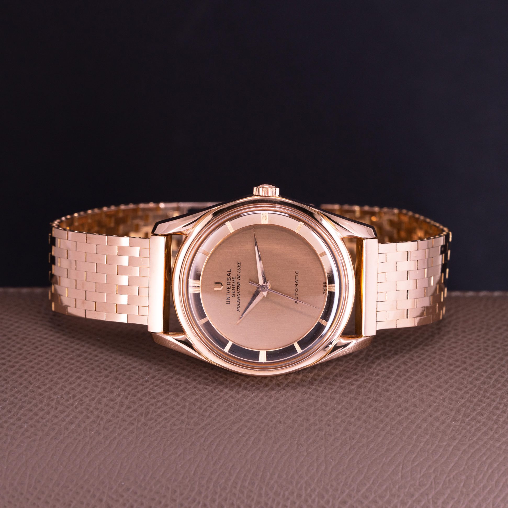 18k-Universal-Geneve-De-Luxe-5.jpg