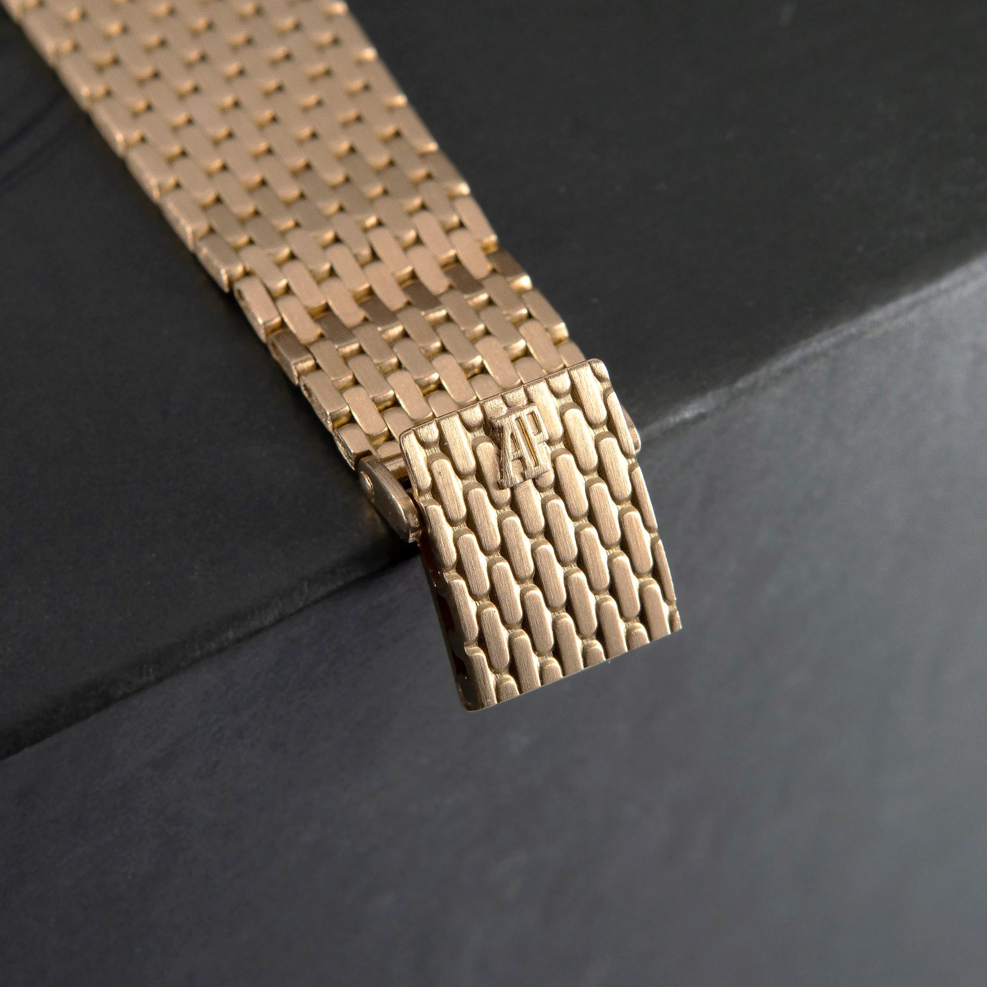 18k_Audemars_Piguet_Cobra-9.jpg