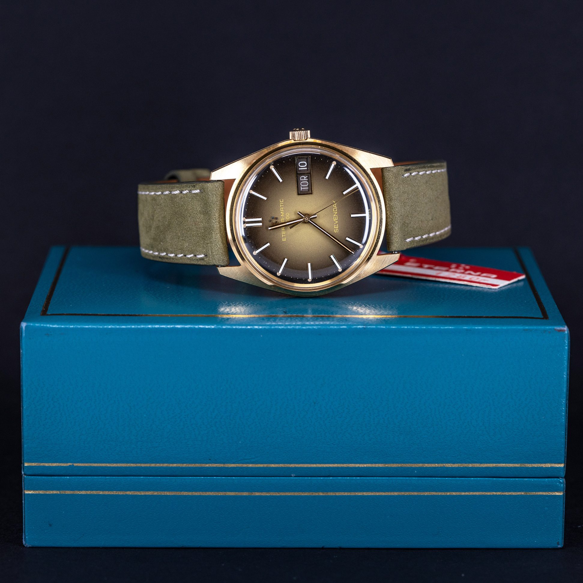 18k_Eterna-Matic_3000_1971.jpg