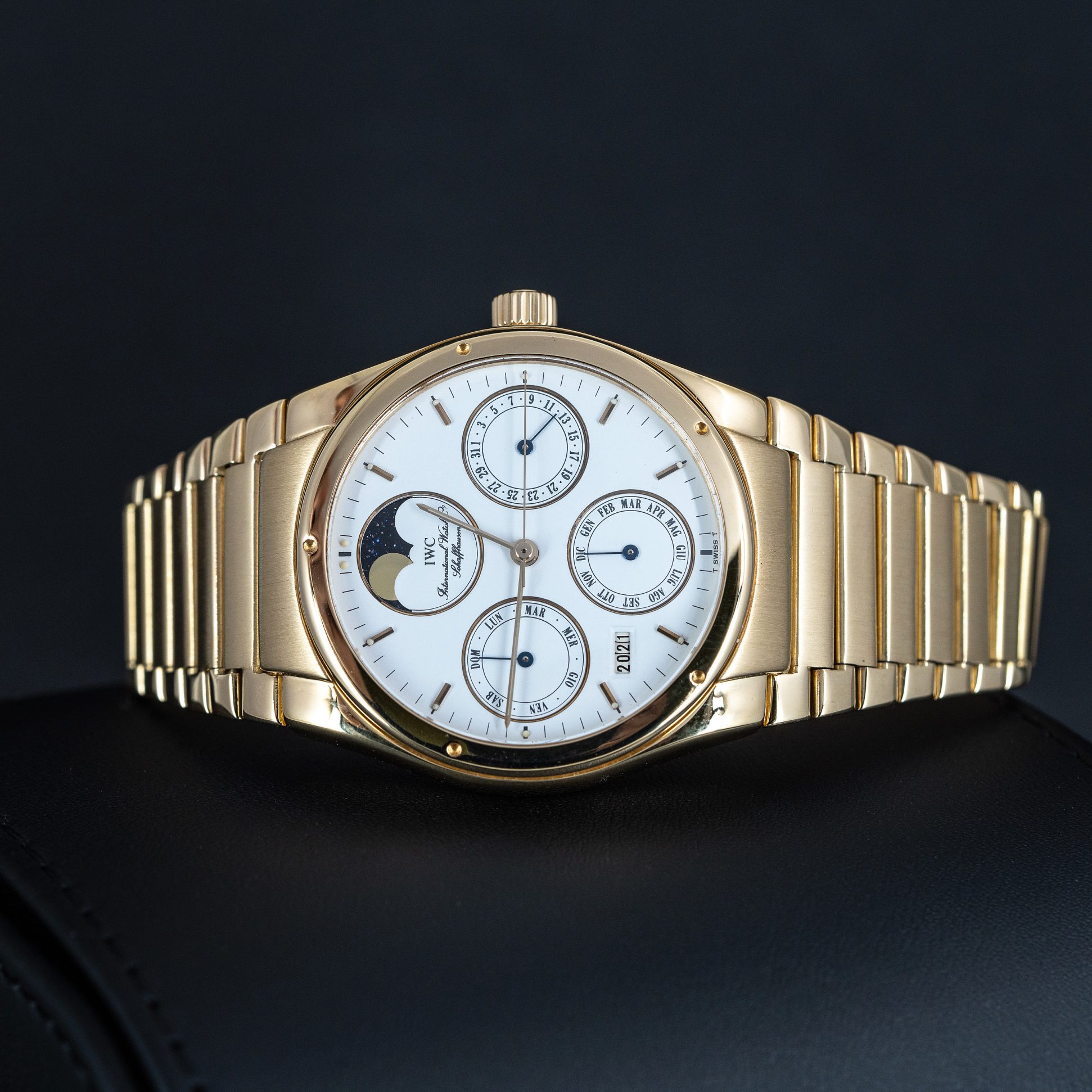 18k_IWC-Ingenieur_Perpetual_Moon_1991-10.jpg
