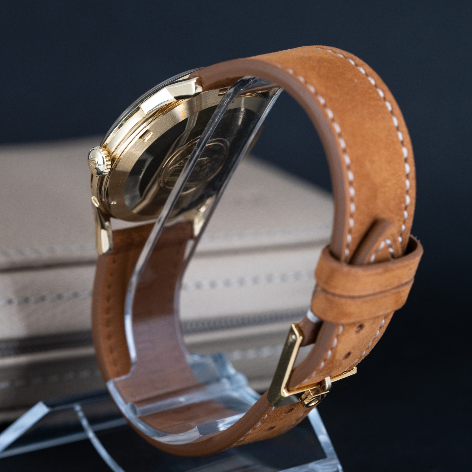 18k_Omega_Constellation_14900_1962-9.jpg