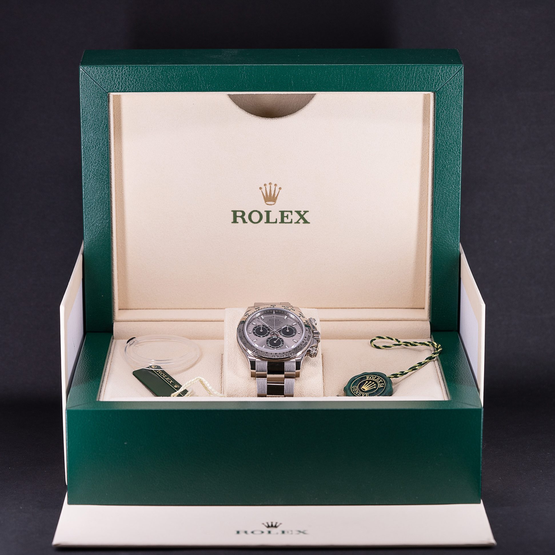 18k_Rolex_Daytona_116509_2016.jpg