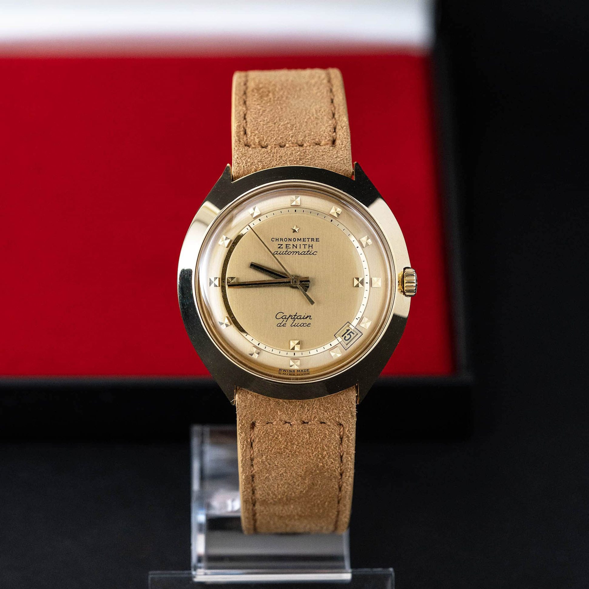 18k_Zenith_Captain_De-Luxe_La-Tortua-5.jpg