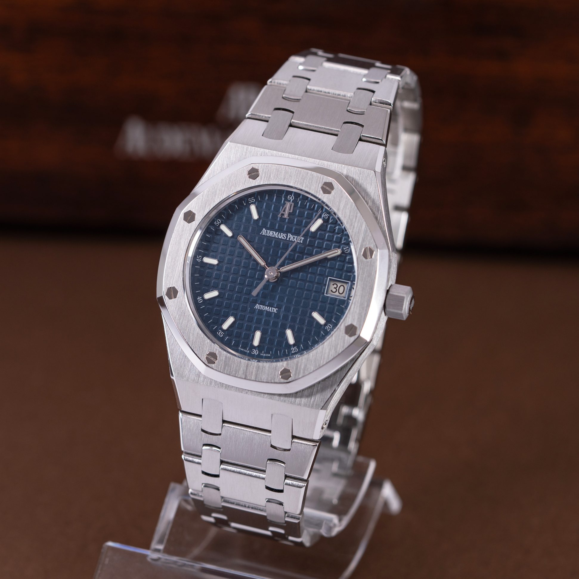 Very fine and rare Audemars Piguet Royal Oak ref. 14790ST from 2005.