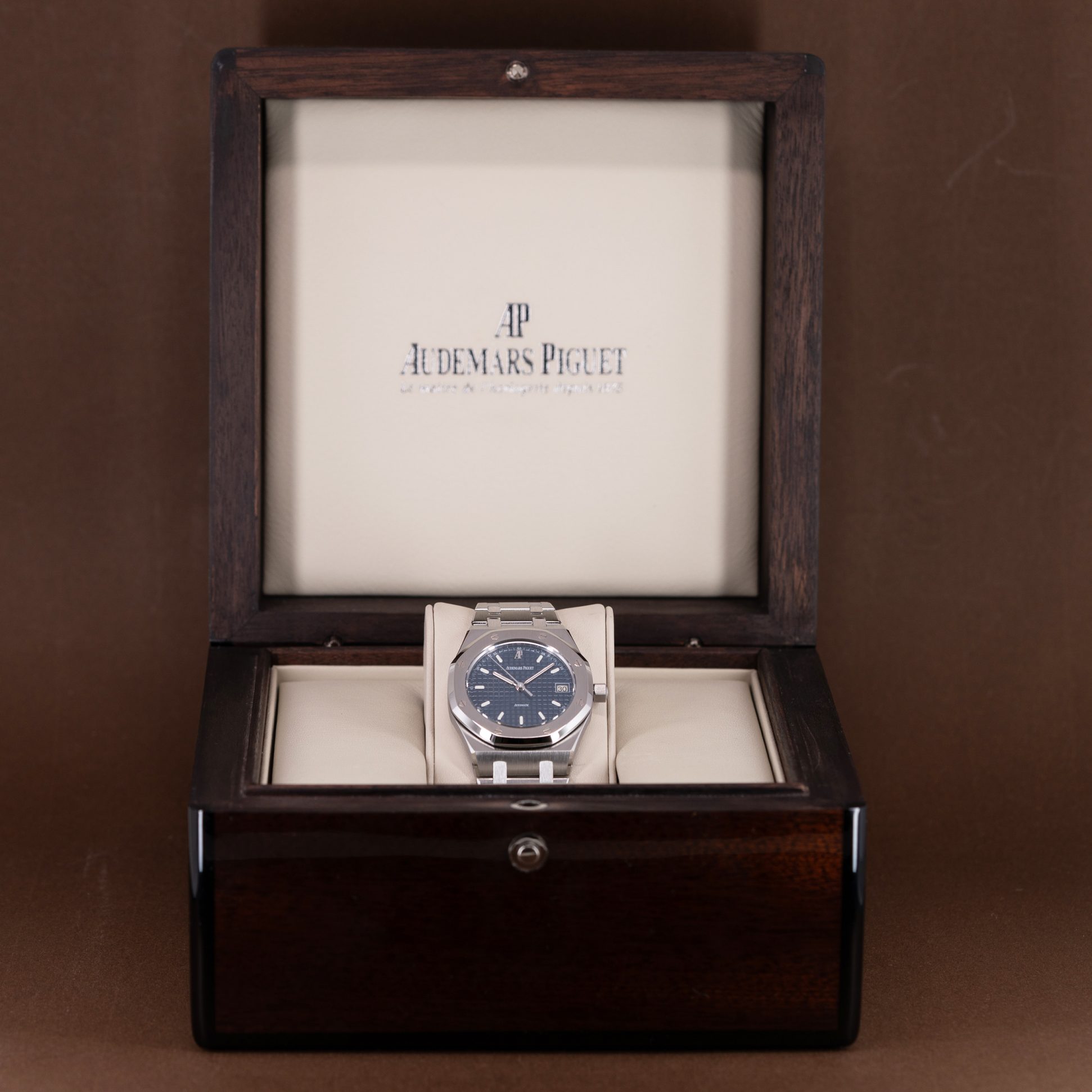 Very fine and rare Audemars Piguet Royal Oak ref. 14790ST from 2005.