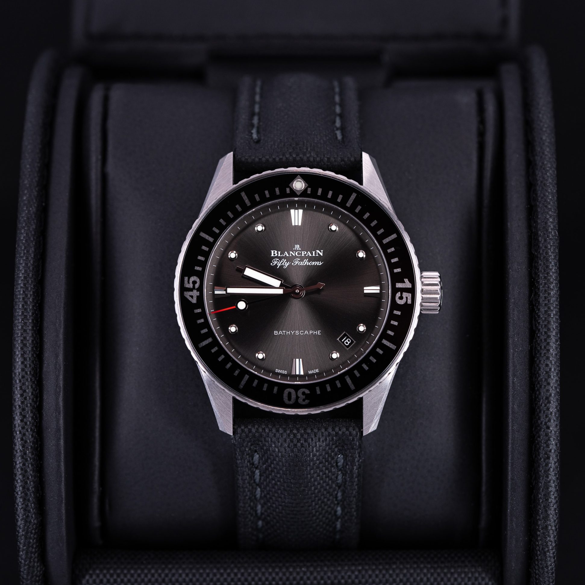 Blancpain-Bathyscaphe_5100B_2017-2.jpg