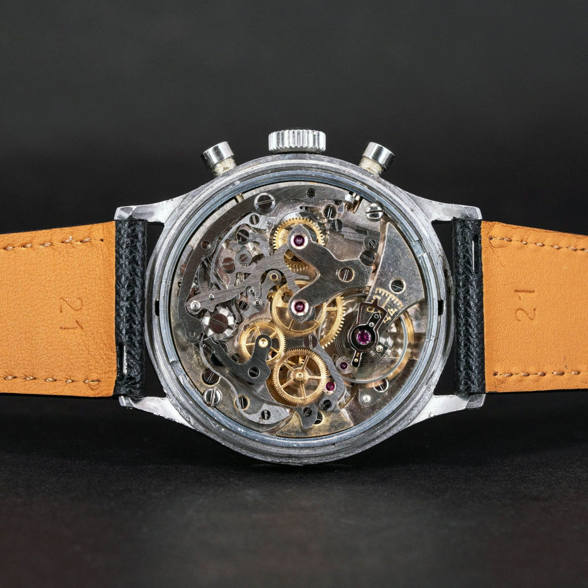 Breitling-Gilt-Chronograph-4
