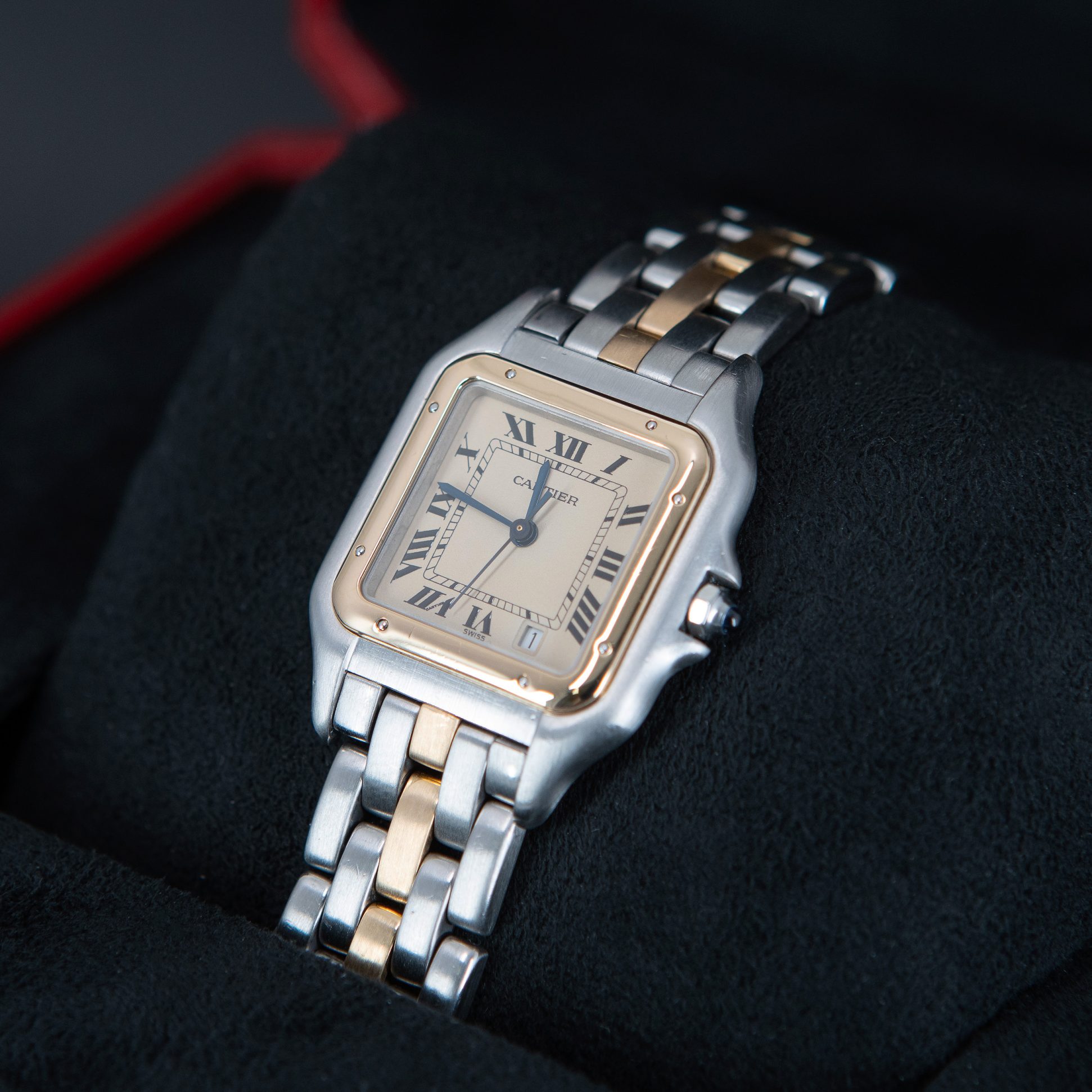 Cartier_Pantere_Q-3.jpg