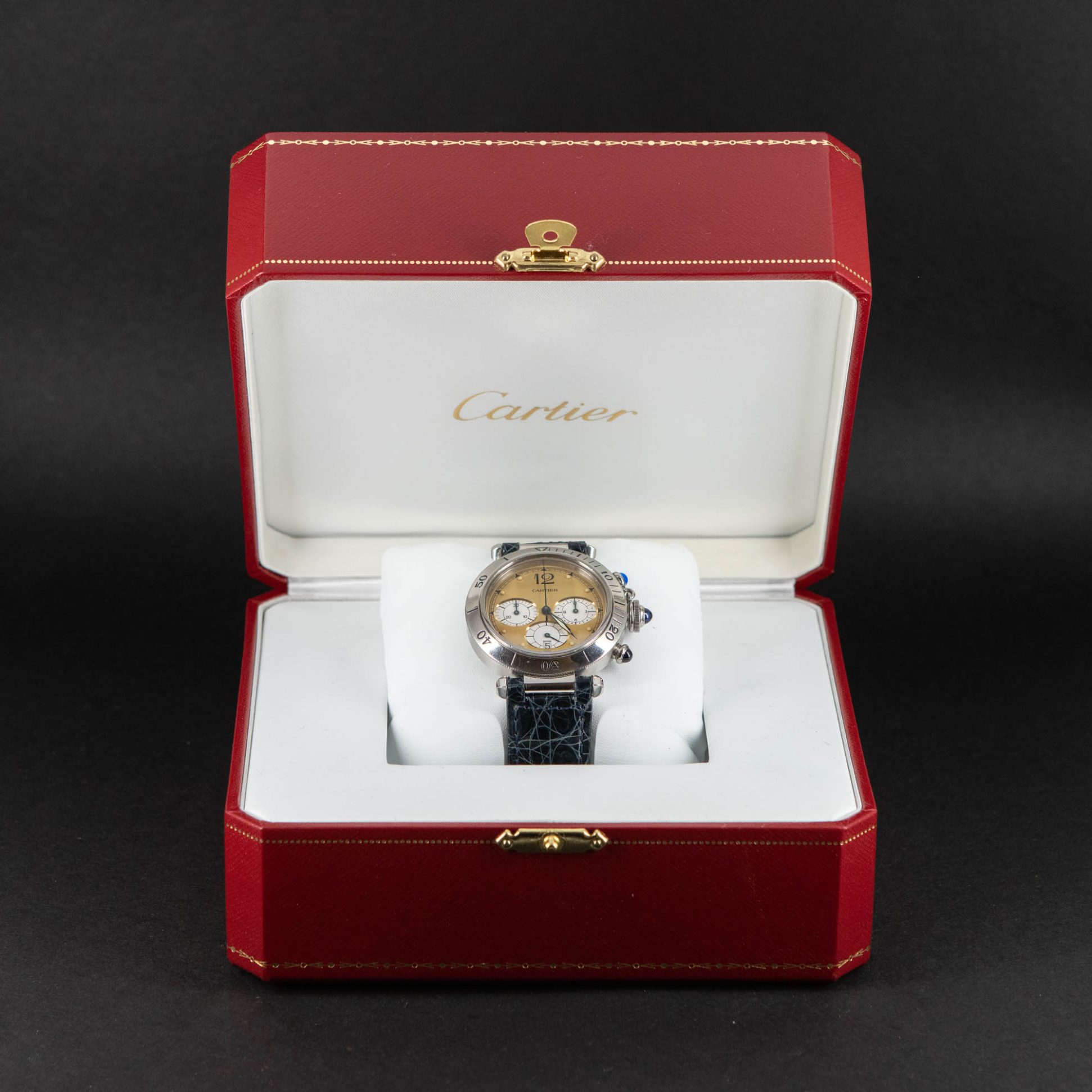 Cartier_Pasha_1050.jpg