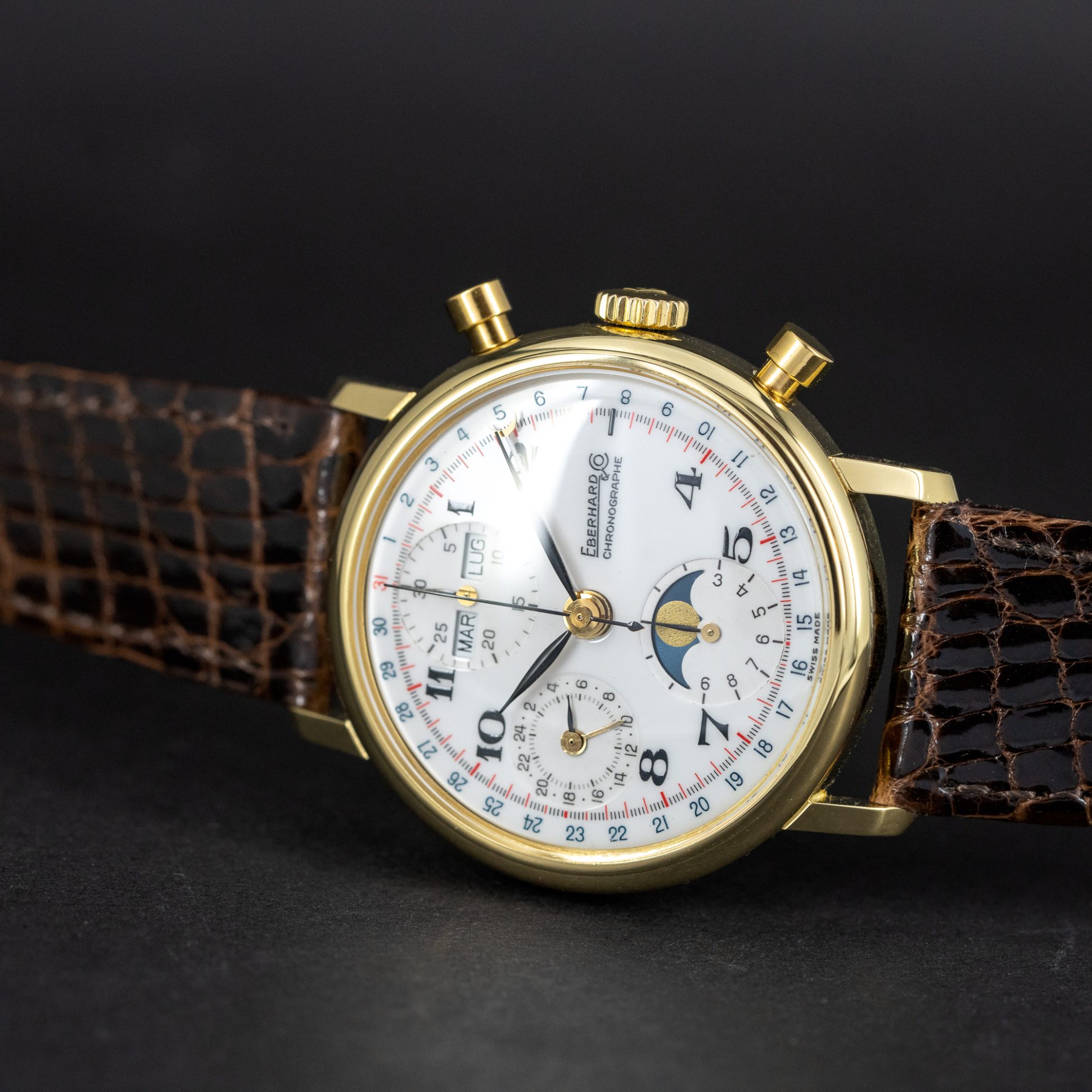 Eberhard_Co_18k_triple-date-1.jpg