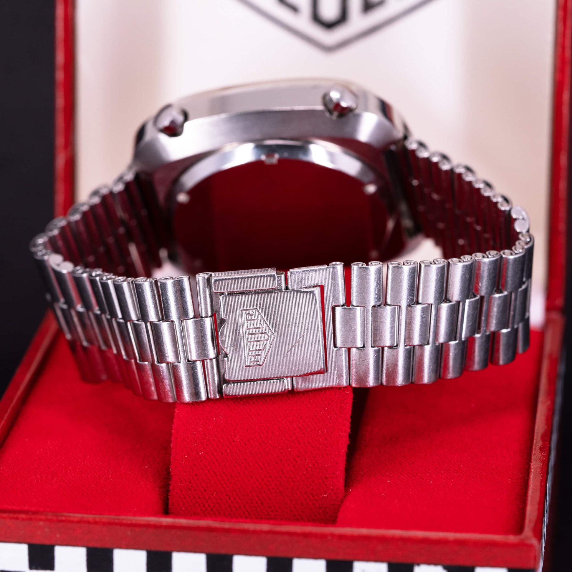 Heuer-Silverstone-Automatic-1974-4.jpg