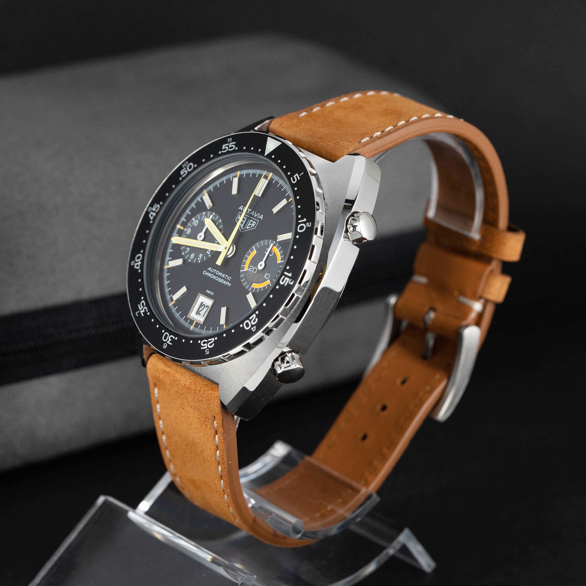 Heuer_Autavia_11630_Orange-Boy-5.jpg